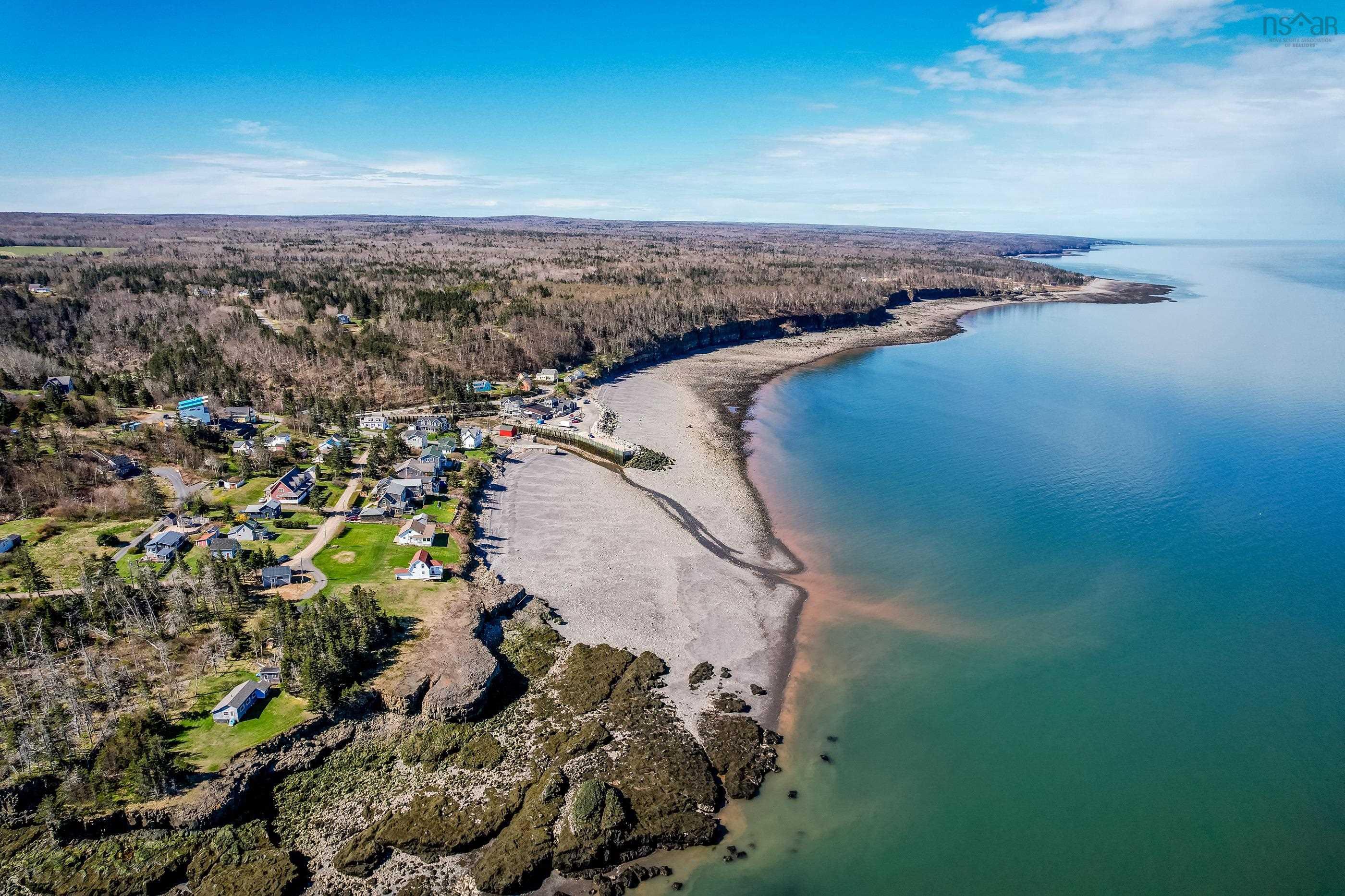 $335,000.00: 20 Cove Road, Halls Harbour