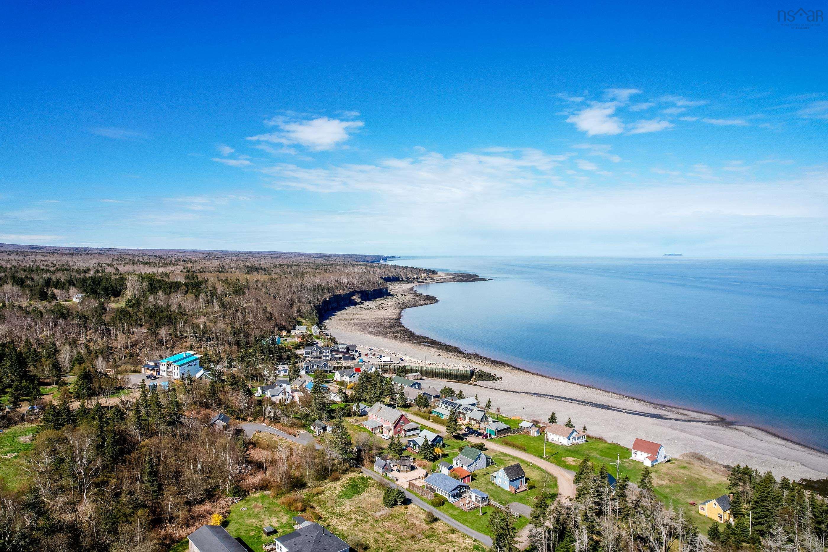 $335,000.00: 20 Cove Road, Halls Harbour