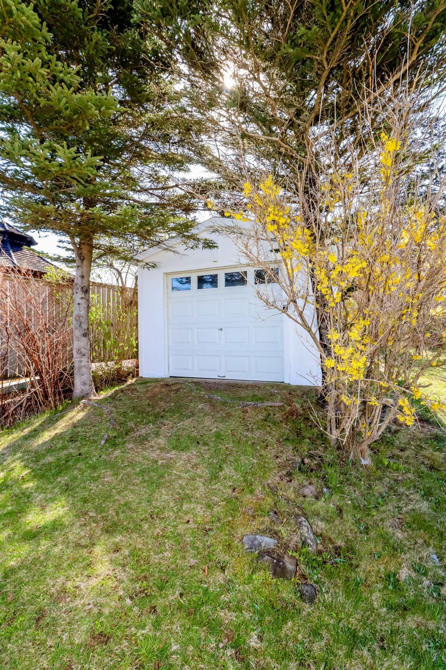 $335,000.00: 20 Cove Road, Halls Harbour