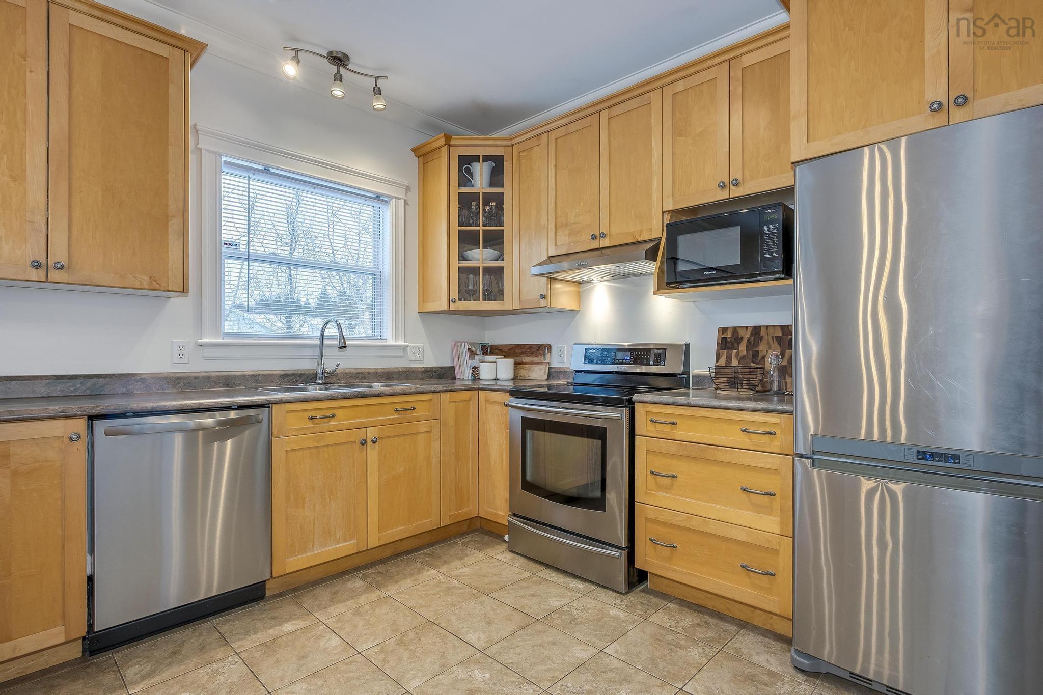 $549,900.00: 223 Rossing Drive, Middle Sackville