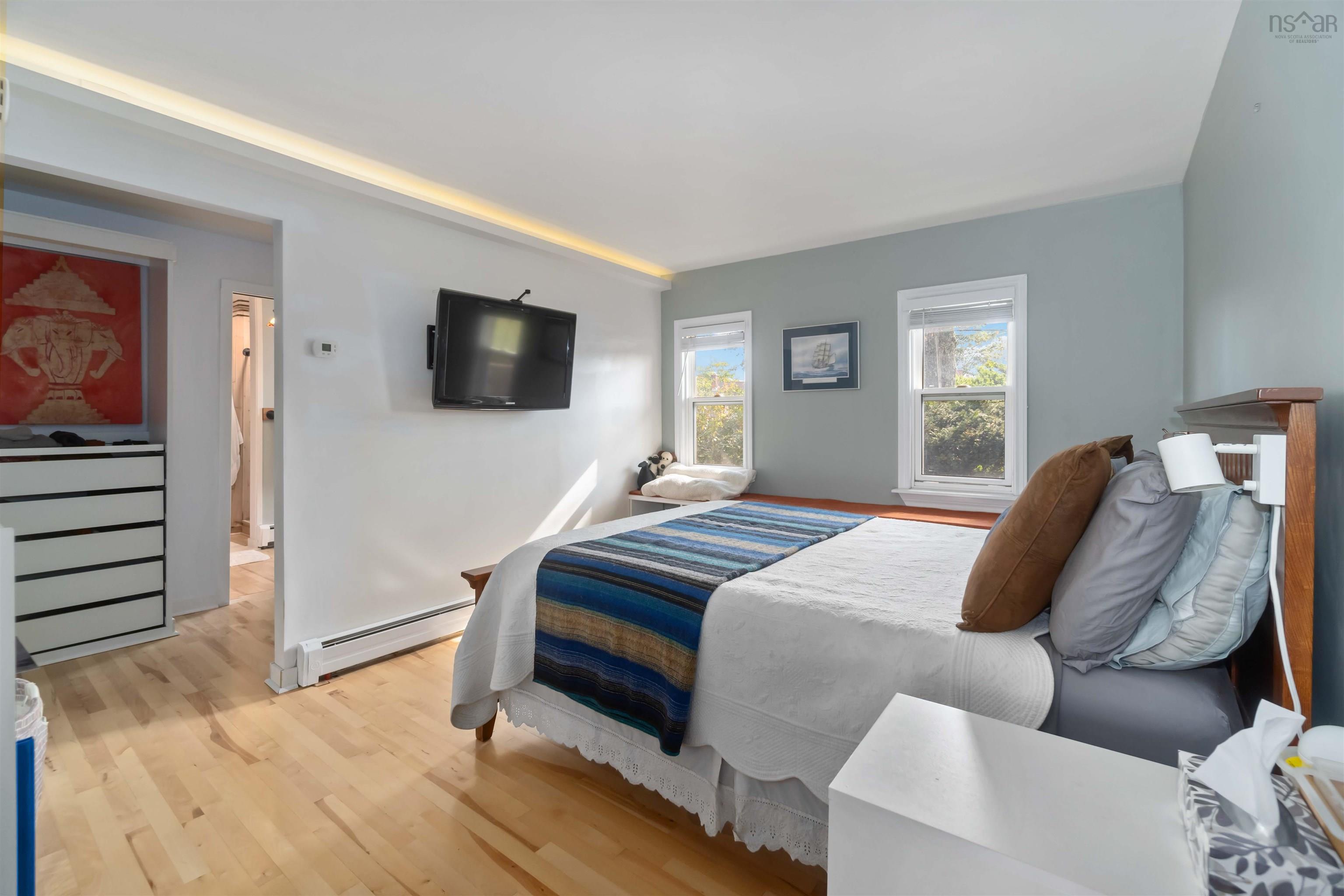 $539,900.00: 2 Mount Edward Road, Dartmouth