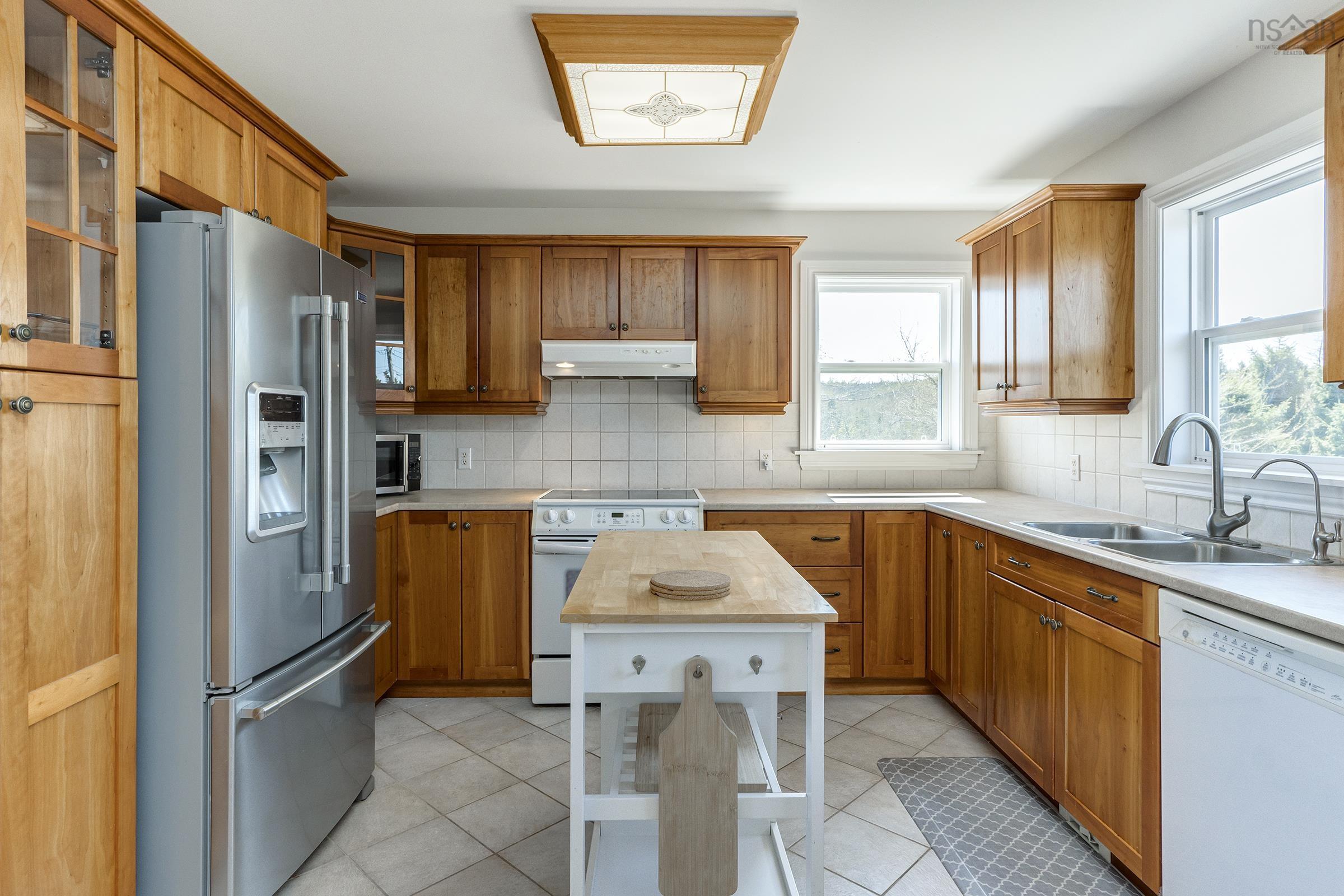 $749,900.00: 2066 Crowell Road, East Lawrencetown