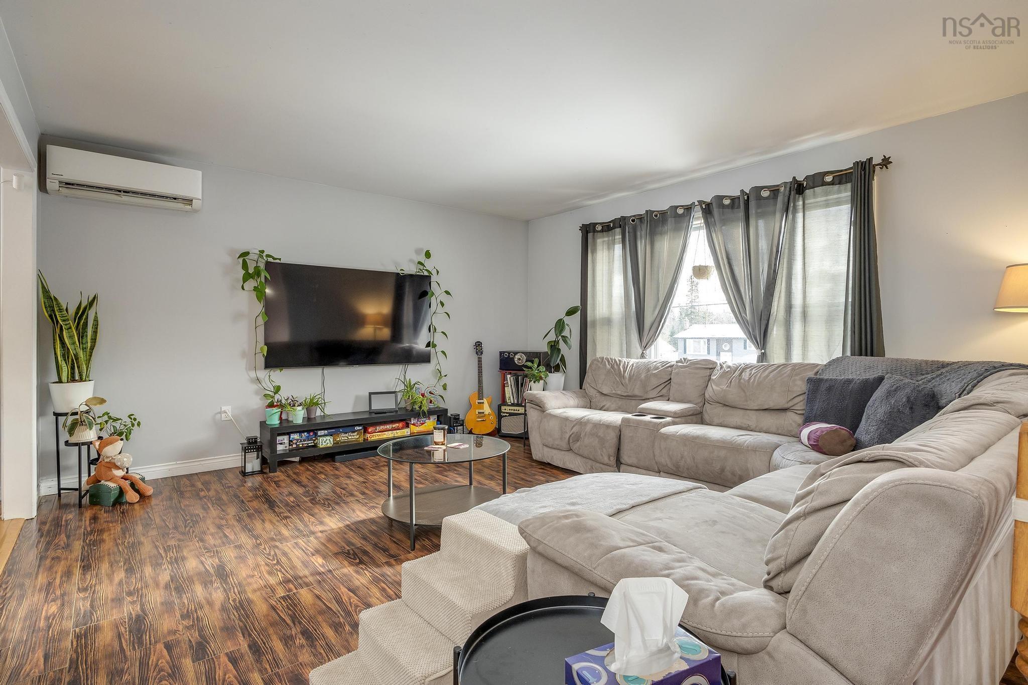 $443,000.00: 1 Robert Scott Drive, Lantz