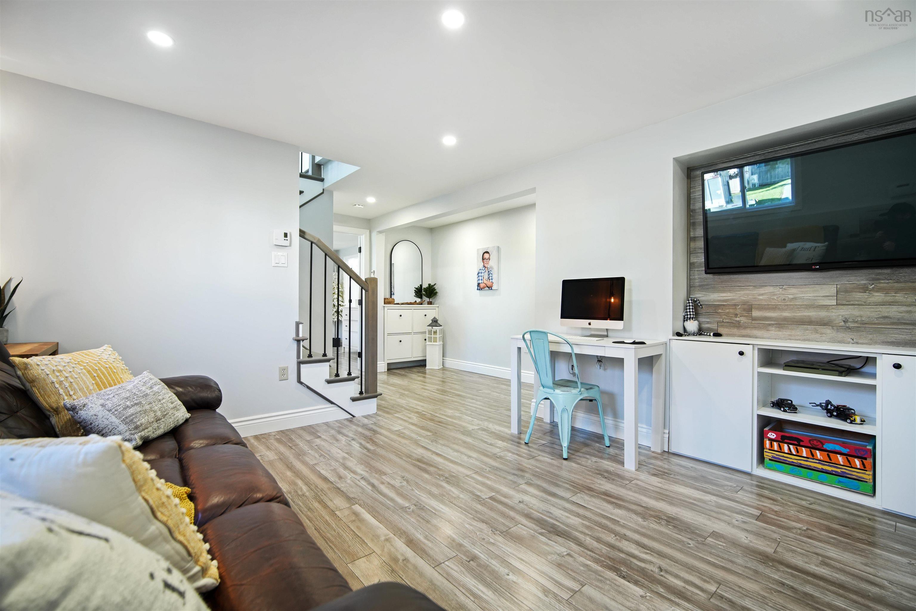 $599,900.00: 96 Pondicherry Crescent, Dartmouth