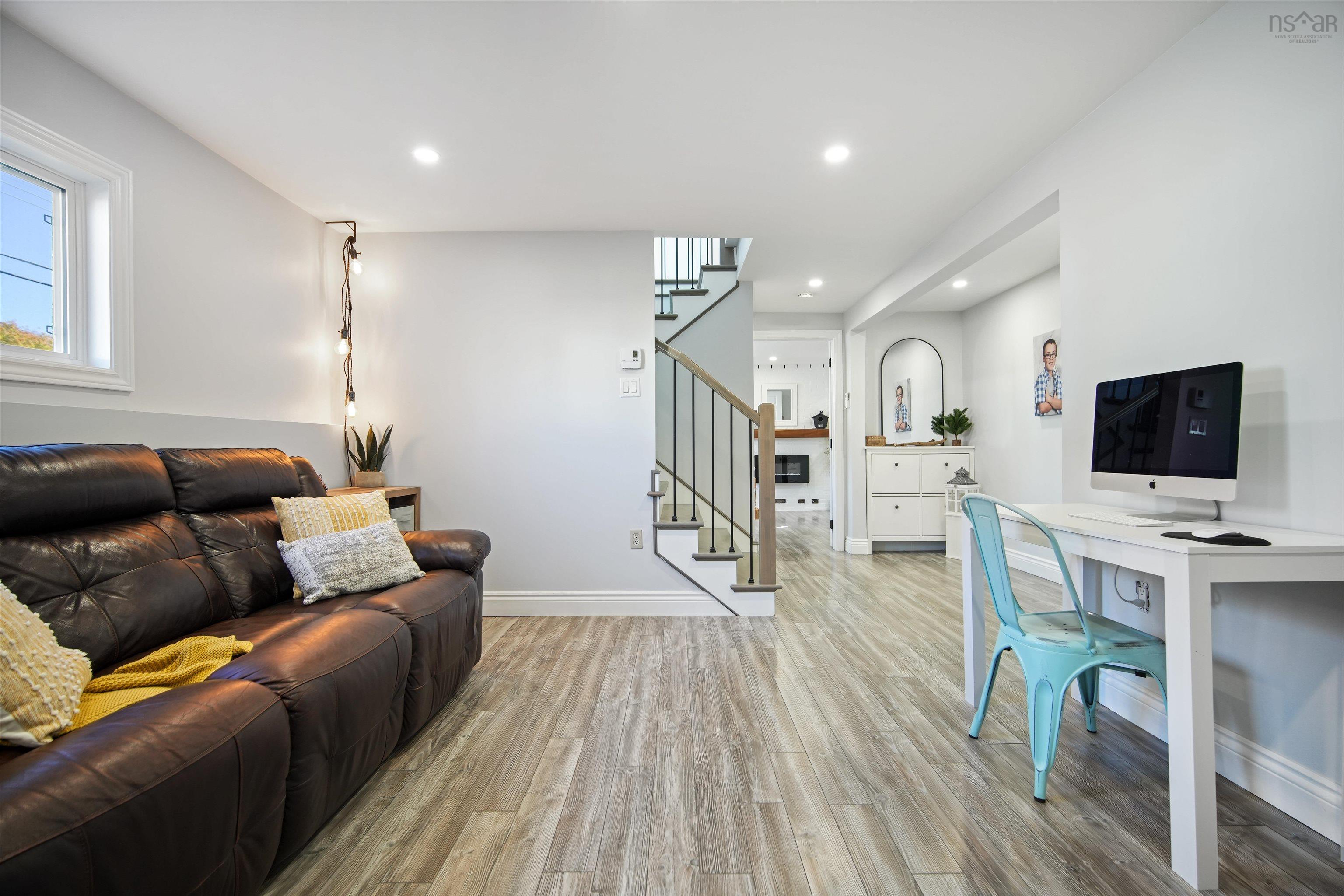 $599,900.00: 96 Pondicherry Crescent, Dartmouth