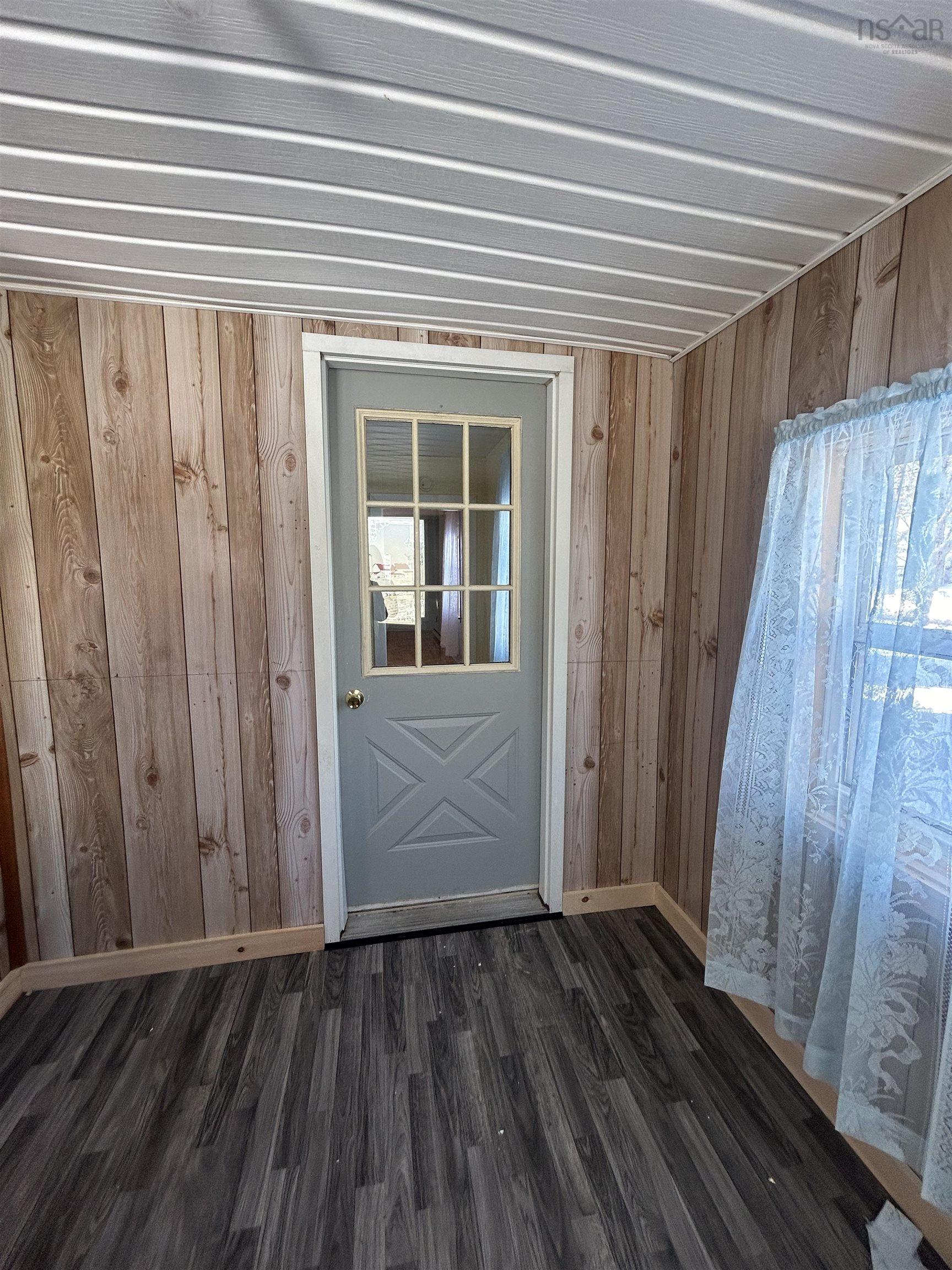 $158,000.00: 404 Lower Main Street, Oxford