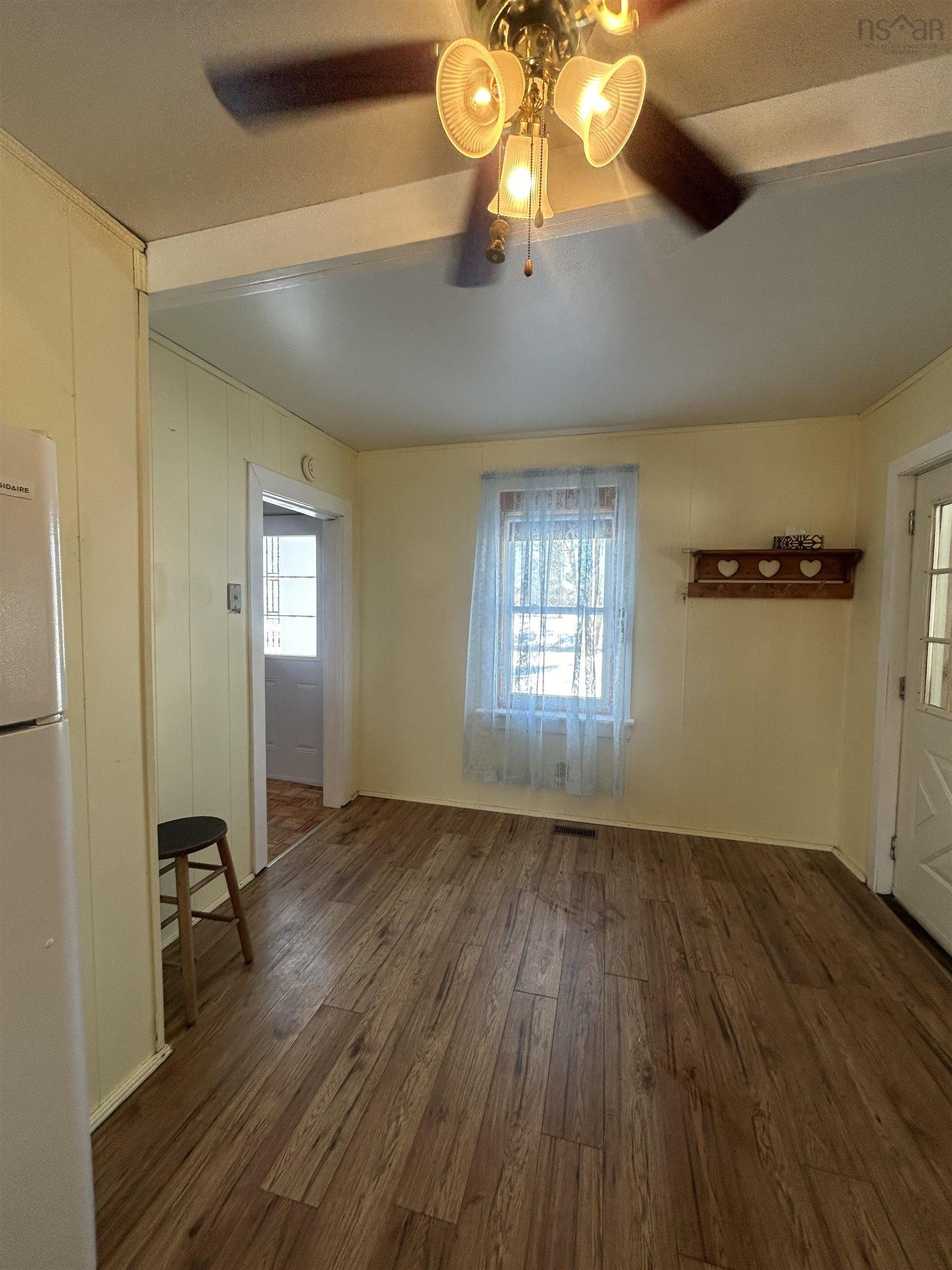 $158,000.00: 404 Lower Main Street, Oxford