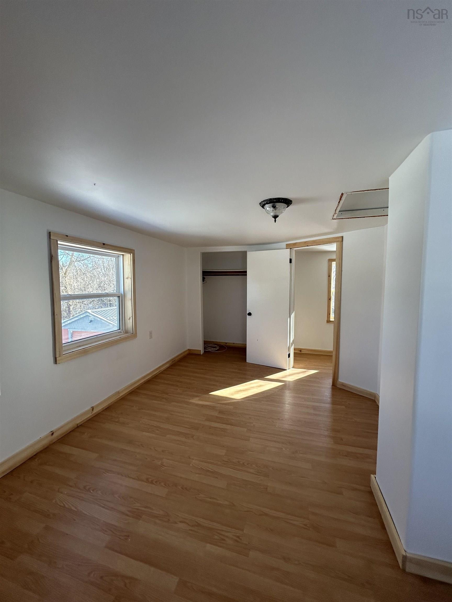 $158,000.00: 404 Lower Main Street, Oxford