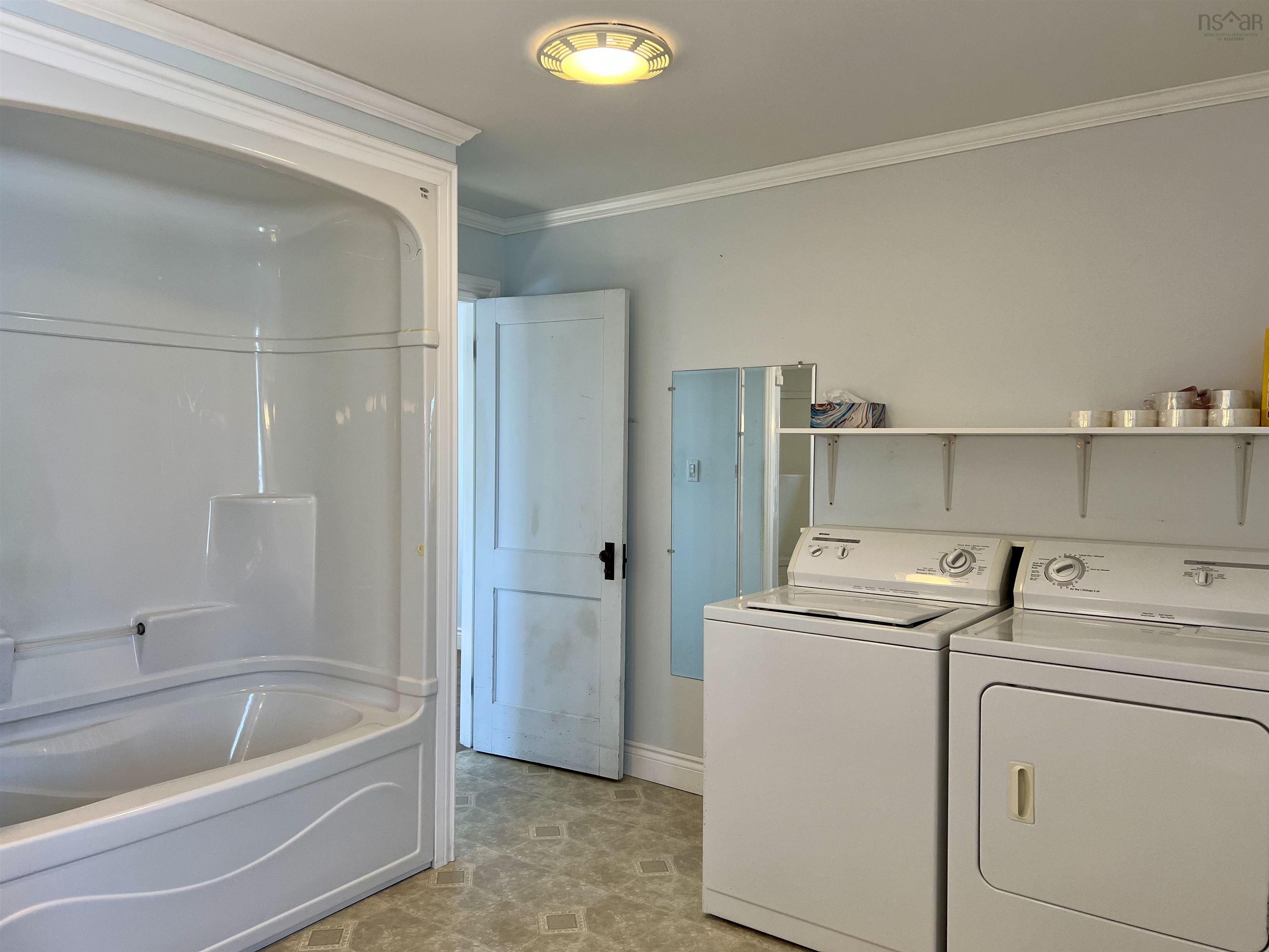 $220,000.00: 37 Elm Street, Yarmouth