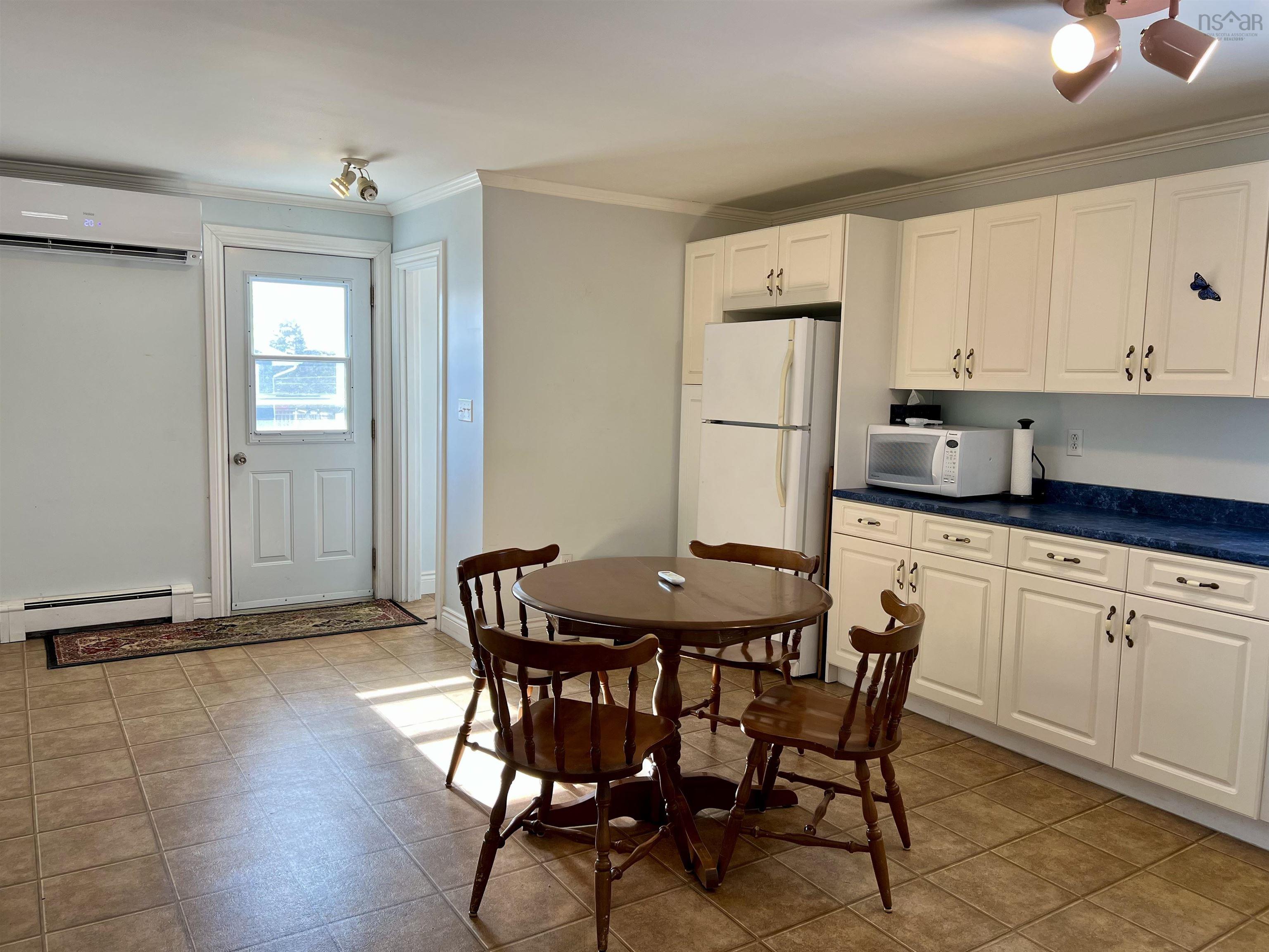 $220,000.00: 37 Elm Street, Yarmouth