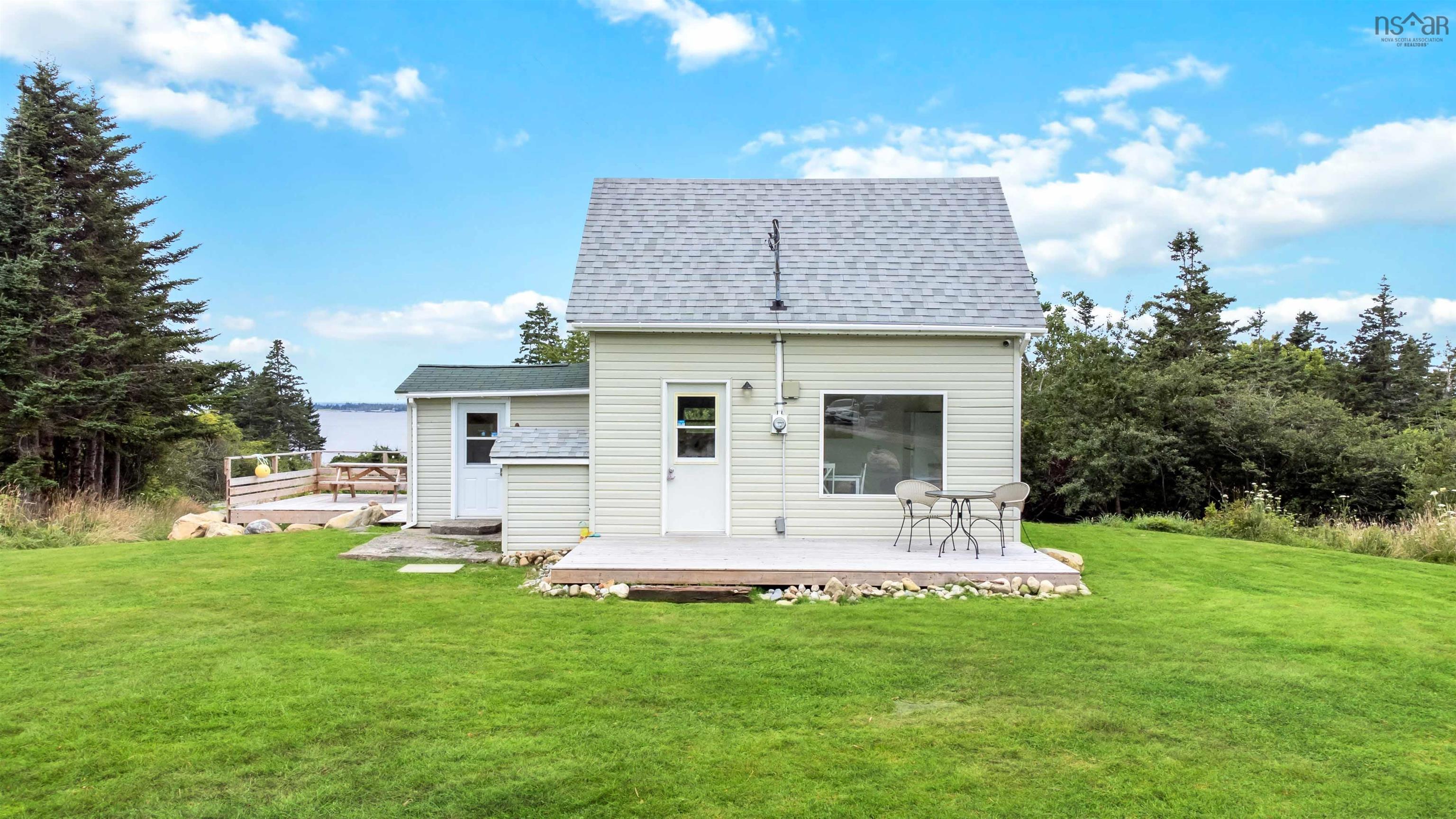 $399,000.00: 603 East Green Harbour Road, East Green Harbour