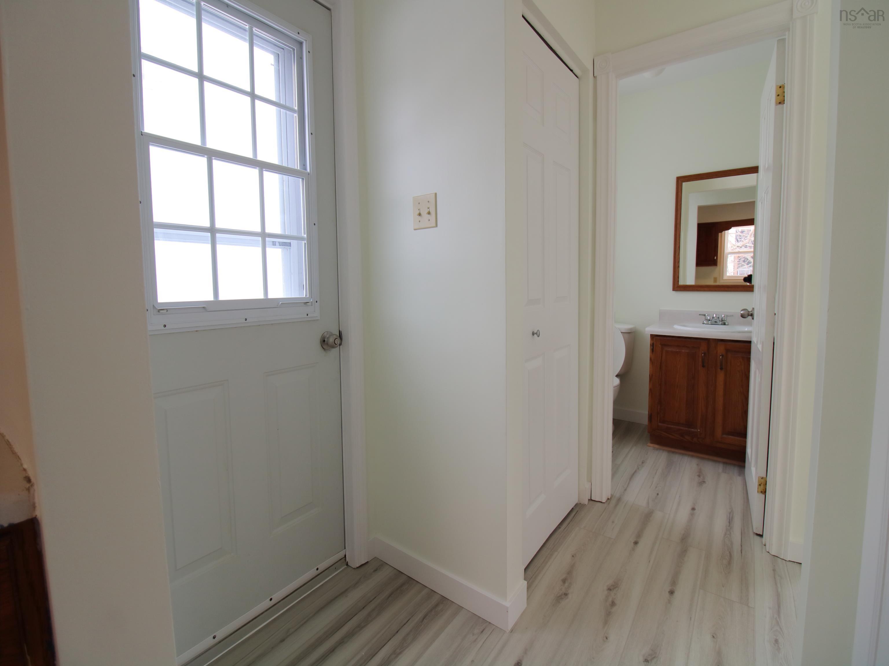 $425,000.00: 26 Viscaya Place, Dartmouth