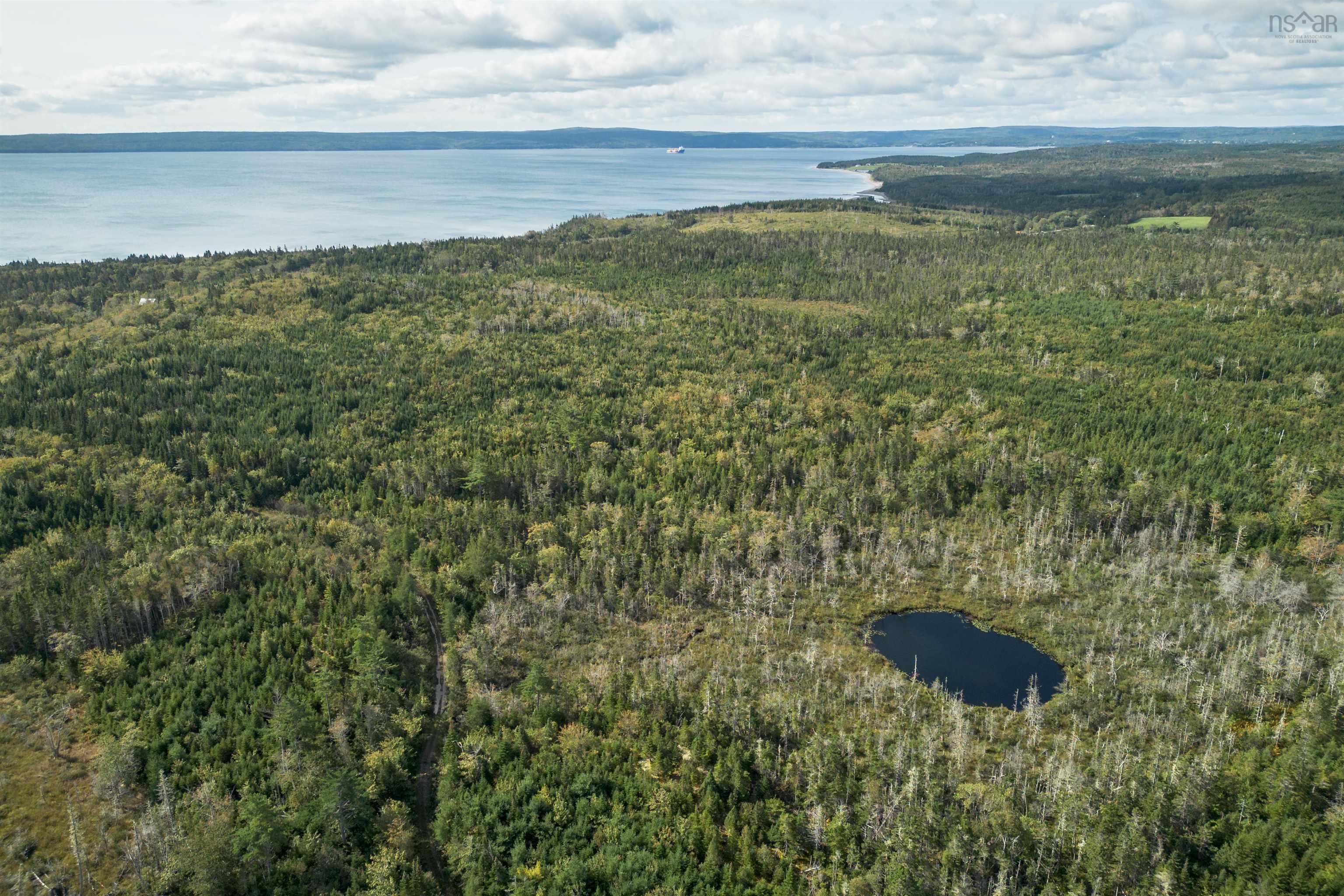 $139,000.00: 166 acres 344 Highway, Manassette Lake