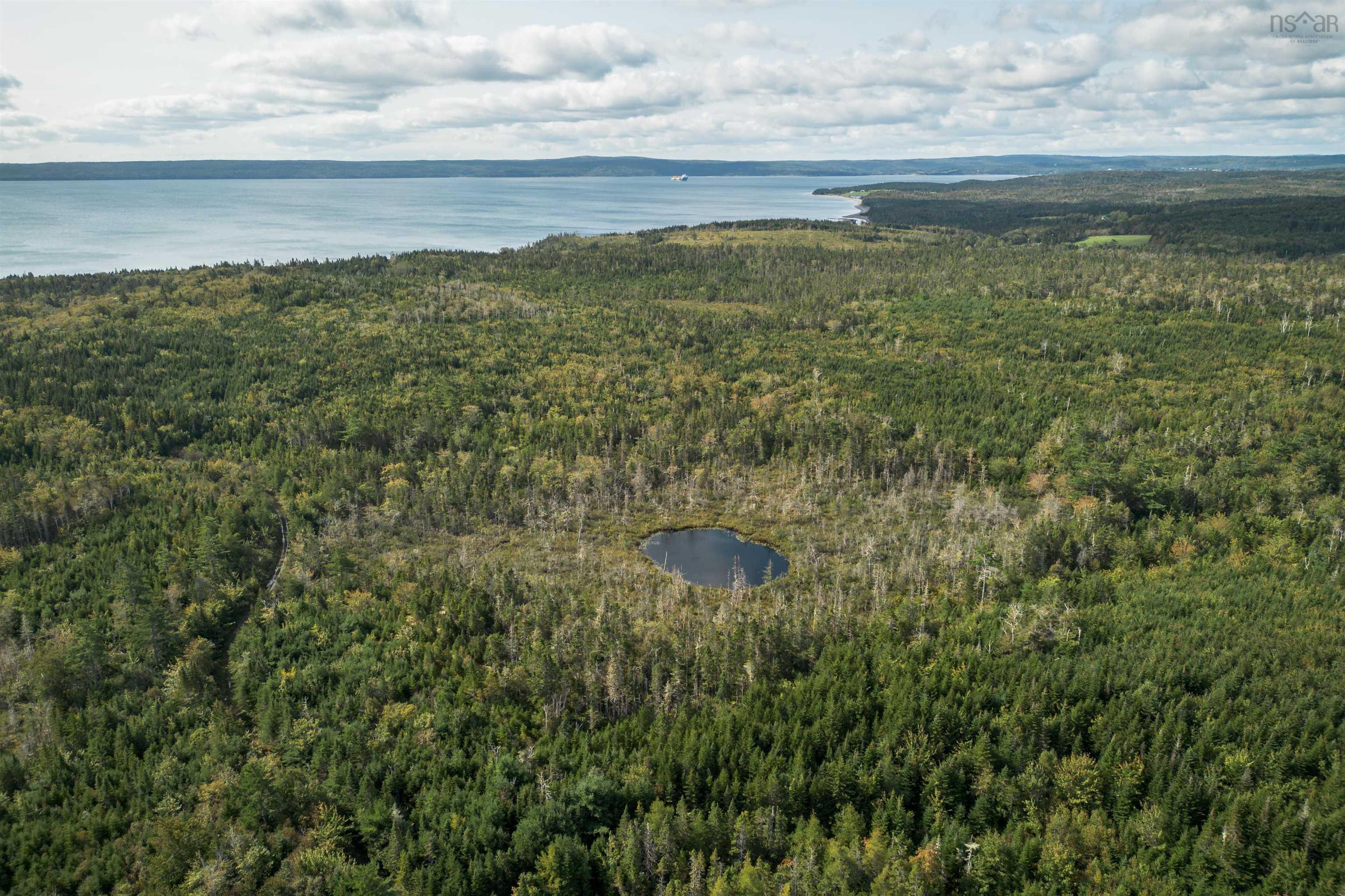 $139,000.00: 166 acres 344 Highway, Manassette Lake