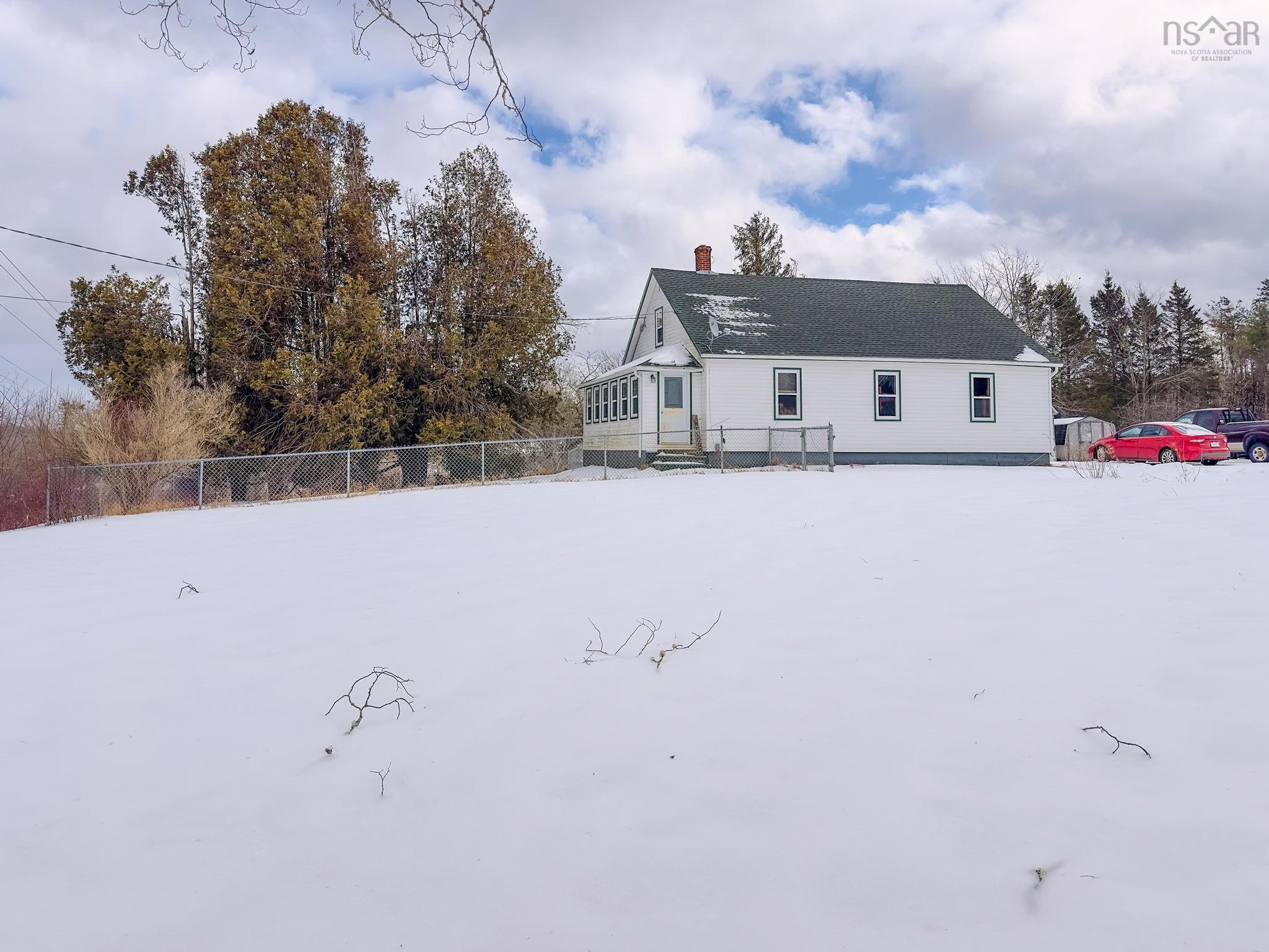 $224,900.00: 622 Southside Road, Upper Stewiacke