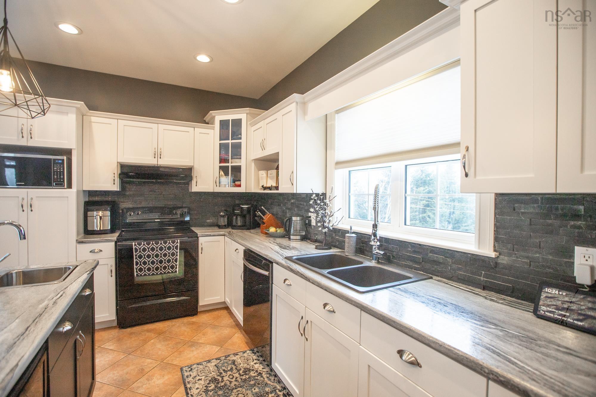 $749,900.00: 27 Summit Crescent, Upper Tantallon