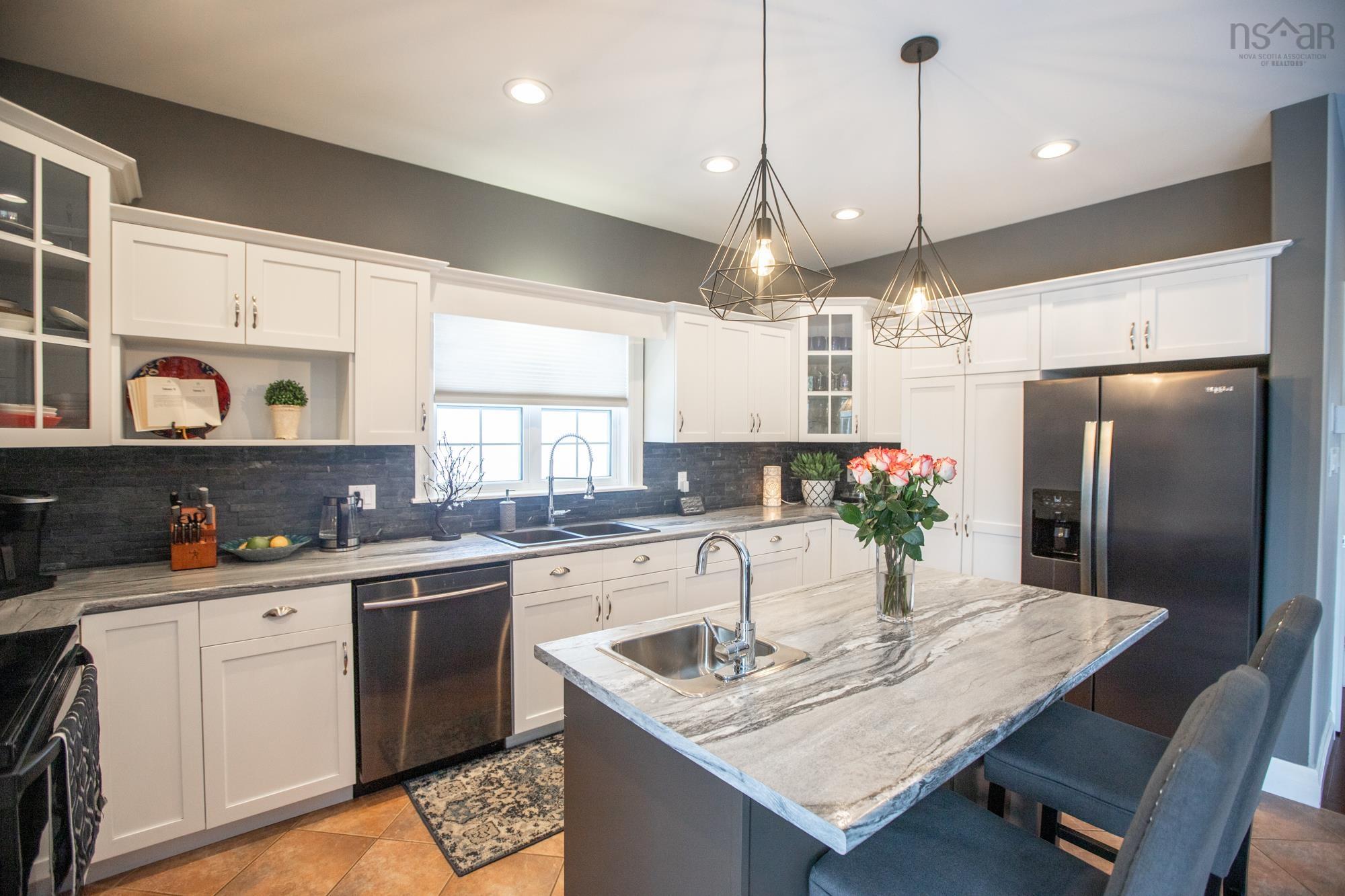 $749,900.00: 27 Summit Crescent, Upper Tantallon