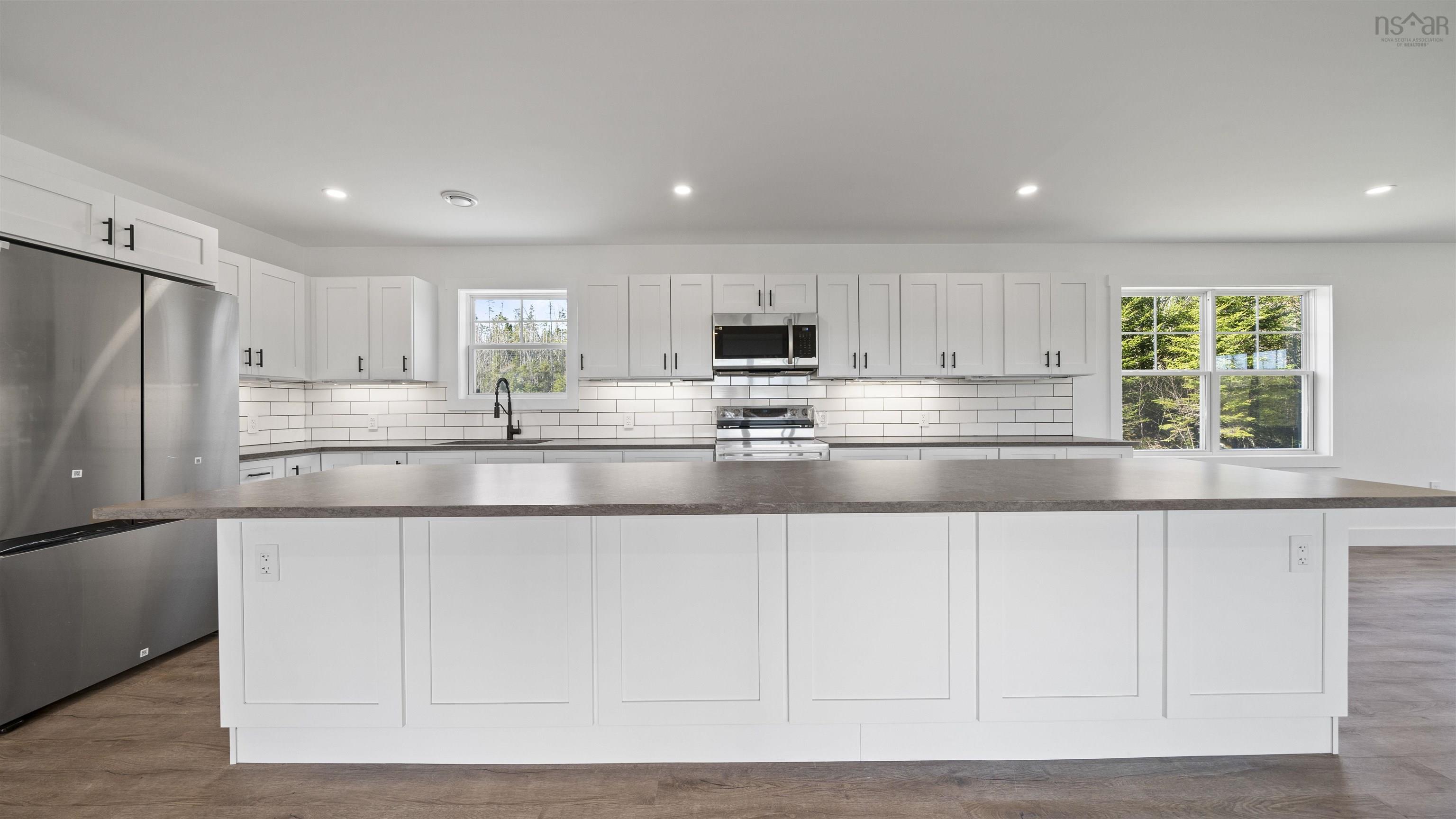 $749,000.00: 4606 Clam Harbour Road, Clam Bay