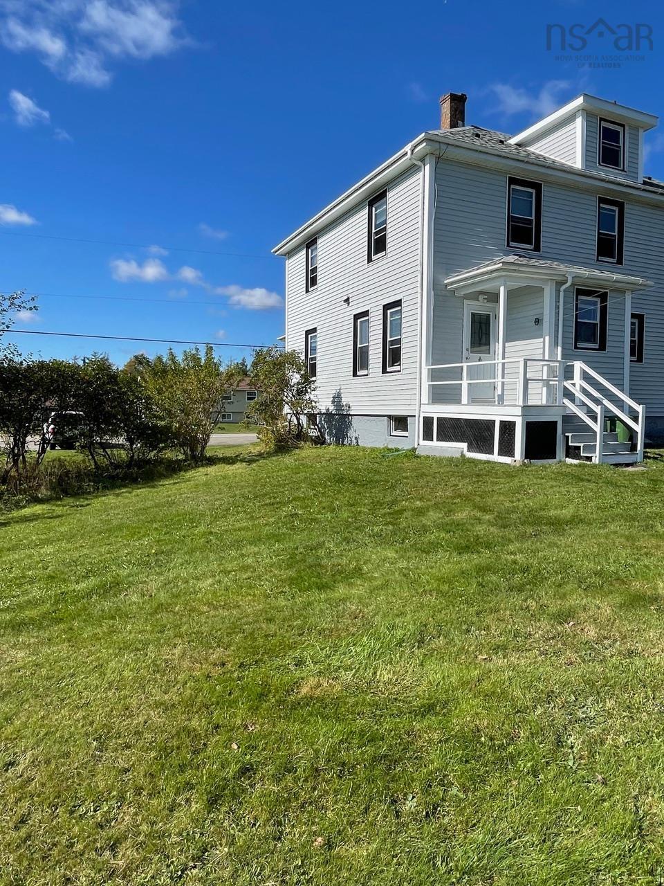 $498,000.00: 6163 Highway 316, Larry