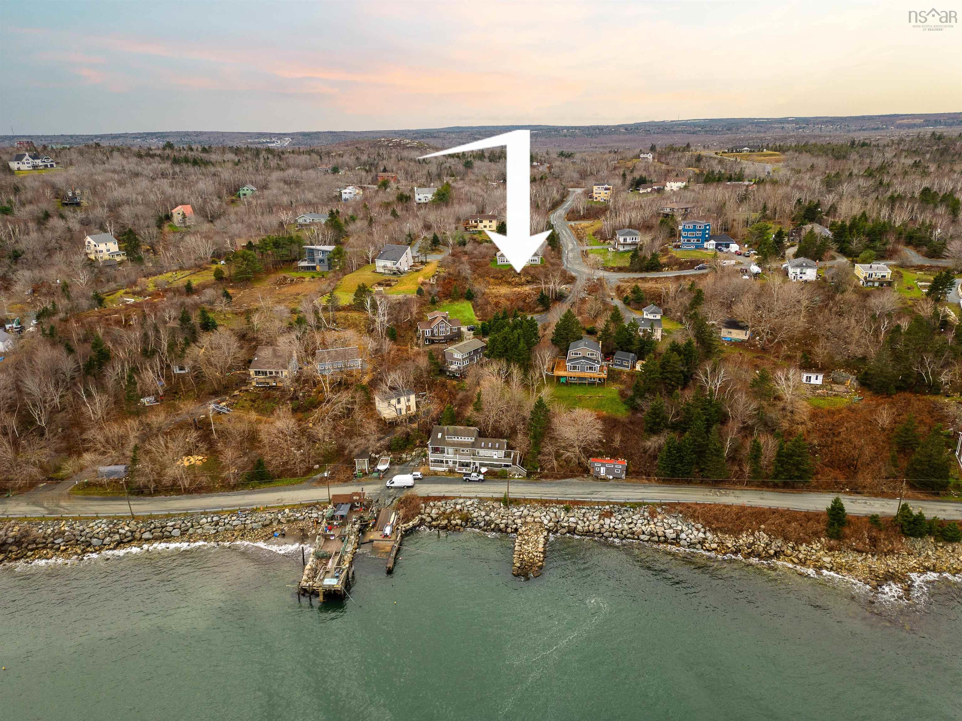 1 Faraday Lane, Fergusons Cove, NS (MLS® 202503391)