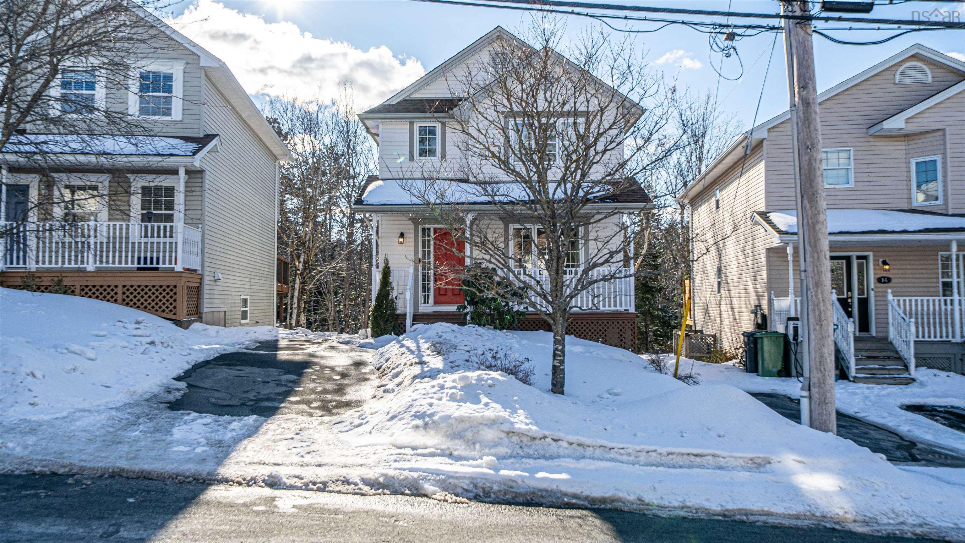 16 Richardson Drive, Bedford, NS (MLS® 202503537)