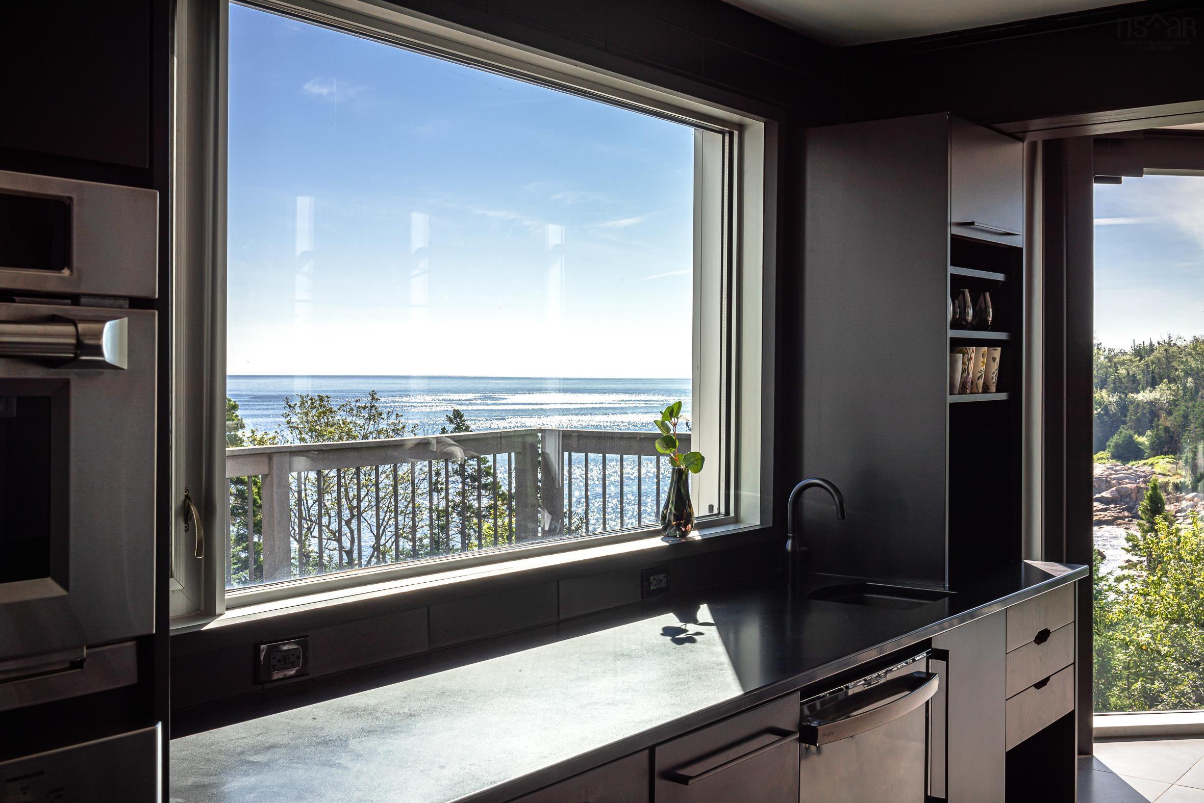 $1,995,000.00: 20 Ashley Drive, Halibut Bay
