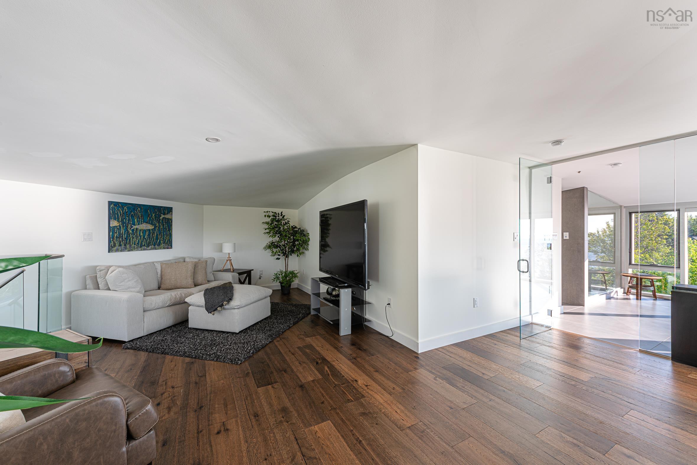 $1,995,000.00: 20 Ashley Drive, Halibut Bay