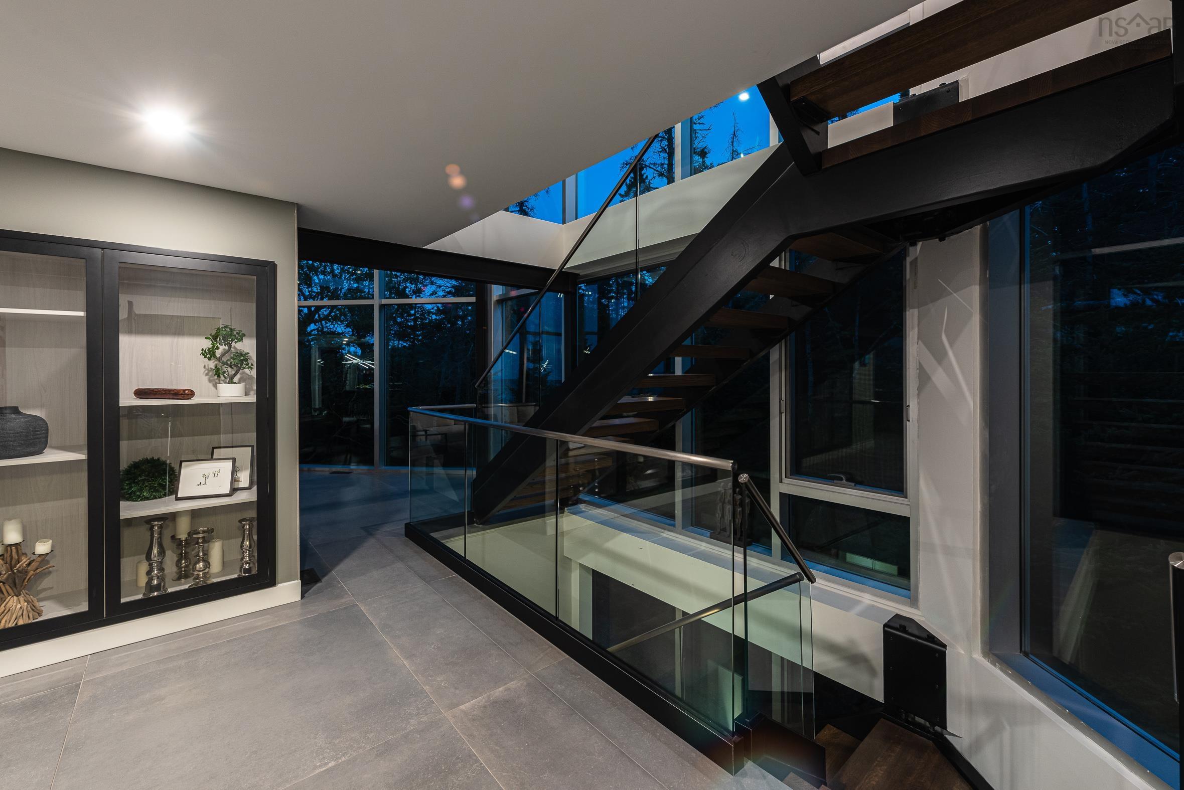 $1,995,000.00: 20 Ashley Drive, Halibut Bay
