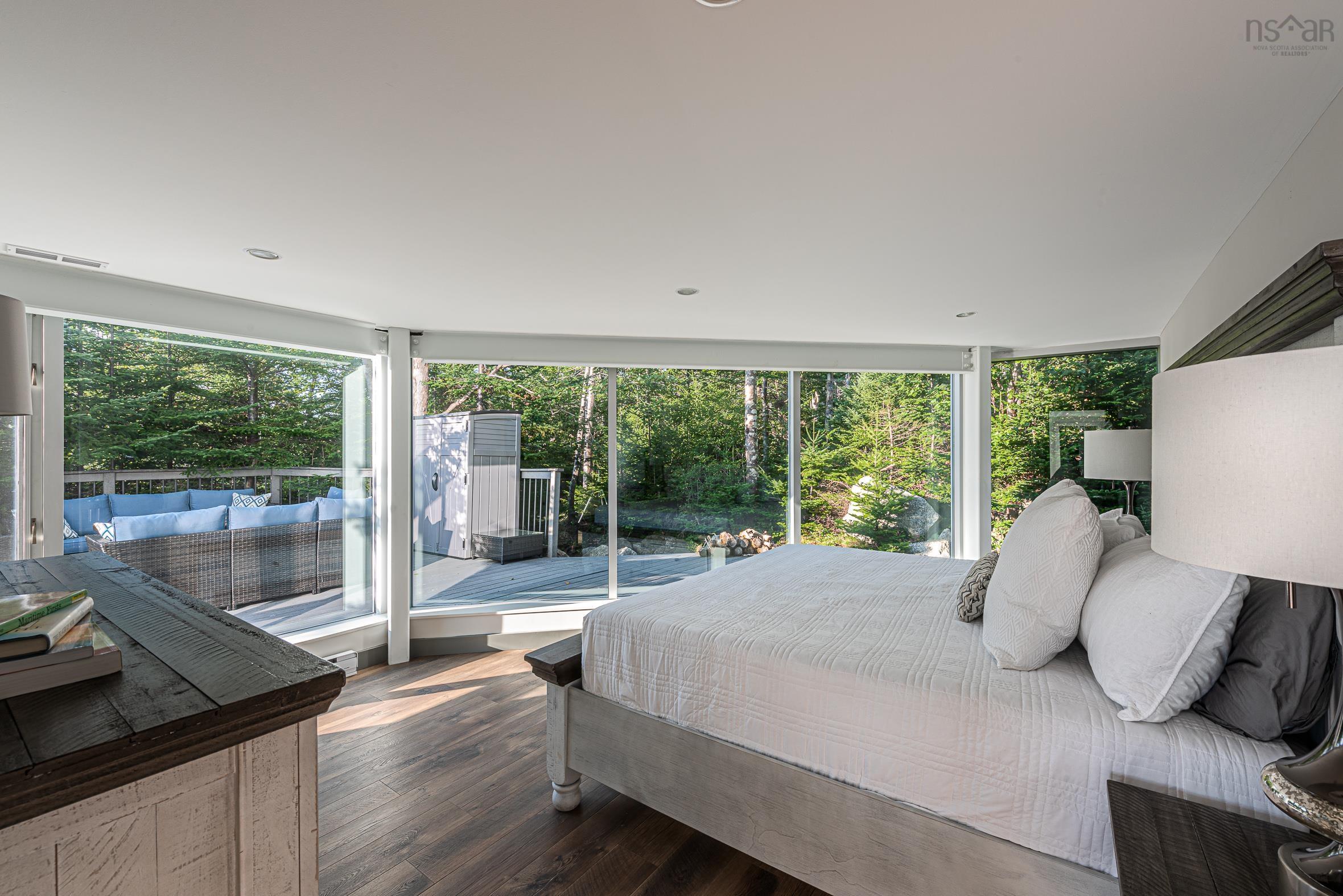 $1,995,000.00: 20 Ashley Drive, Halibut Bay