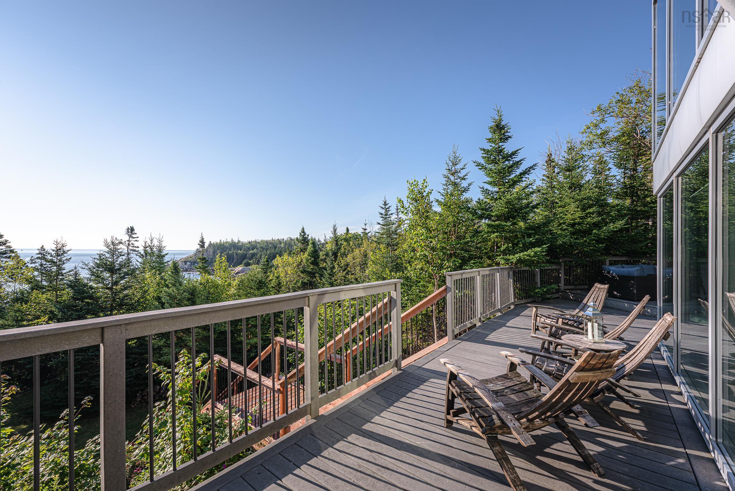 $1,995,000.00: 20 Ashley Drive, Halibut Bay