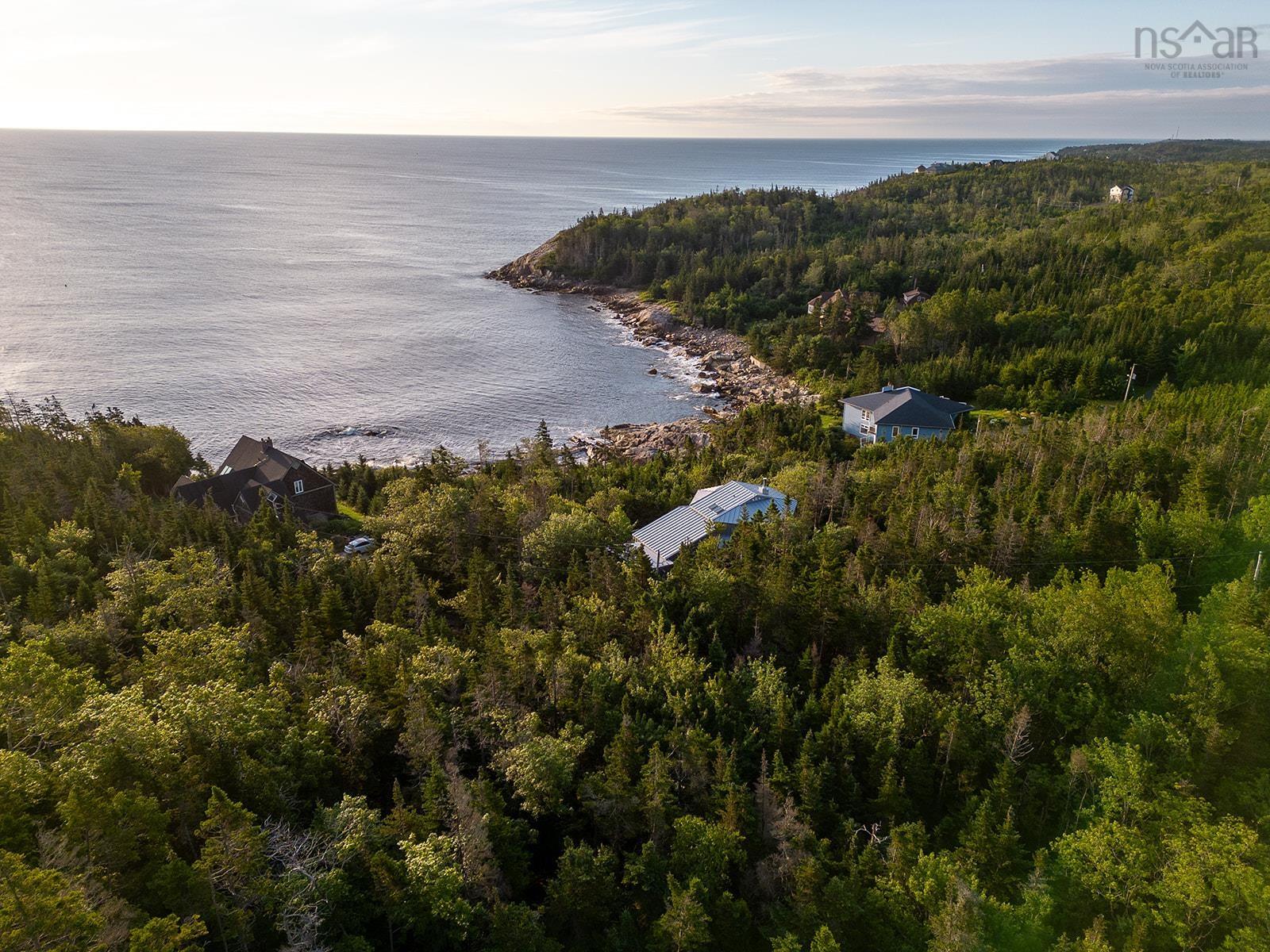$1,995,000.00: 20 Ashley Drive, Halibut Bay