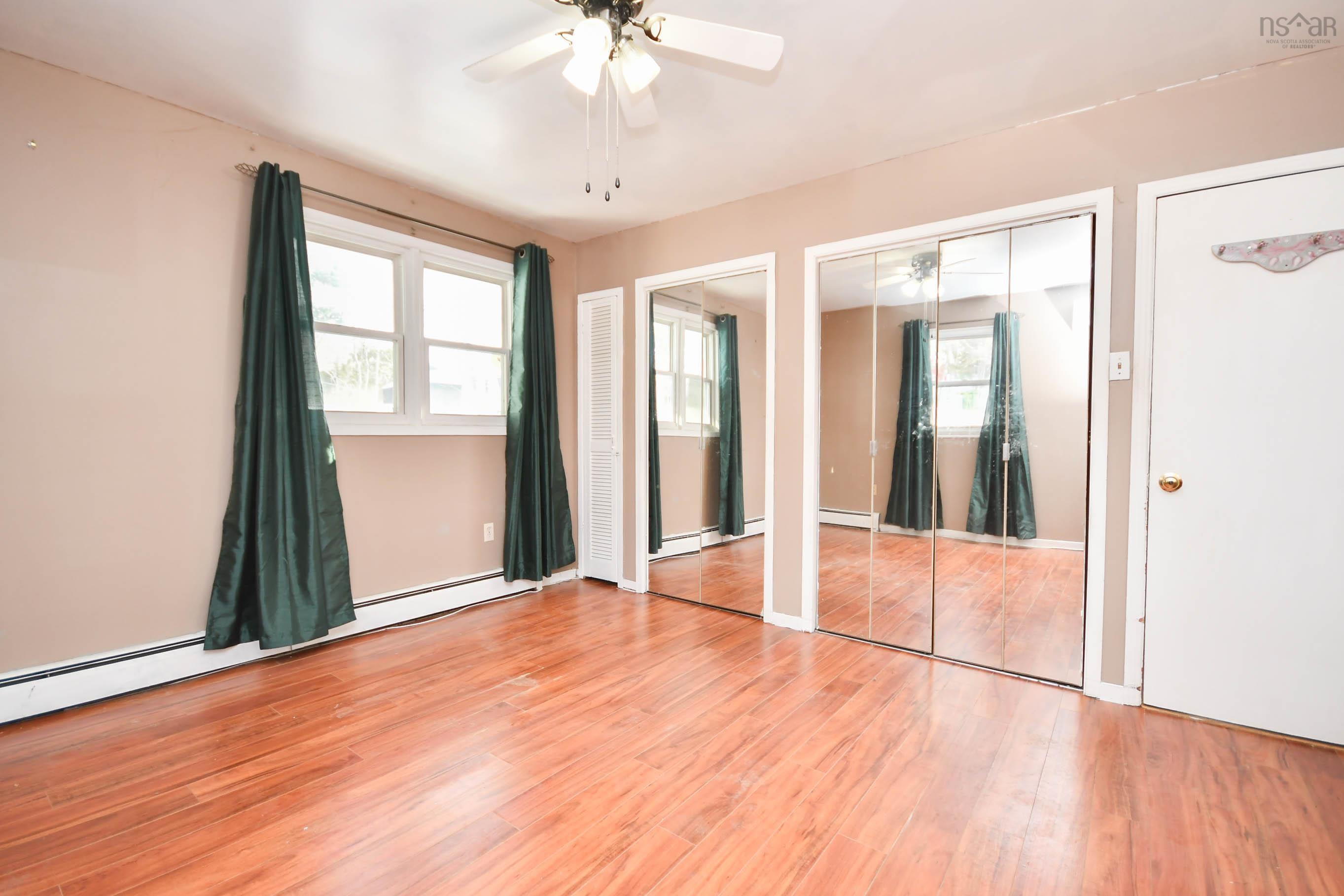 $499,900.00: 7 Main Street, Bedford