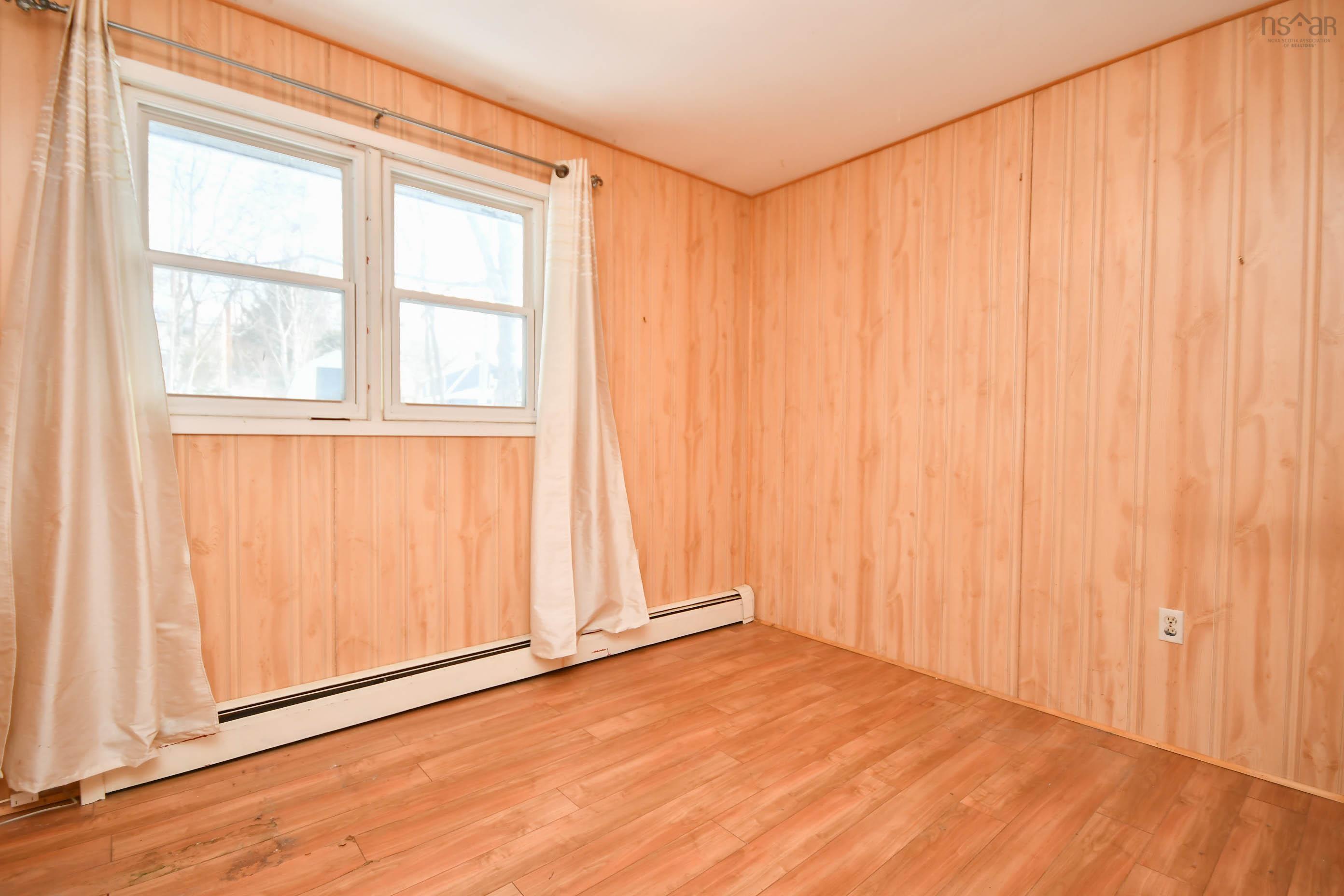 $499,900.00: 7 Main Street, Bedford