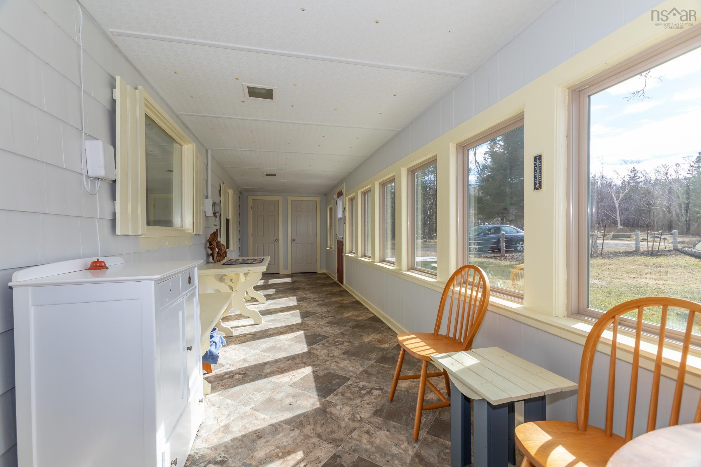 $529,000.00: 2014 Hampton Mountain Road, Hampton