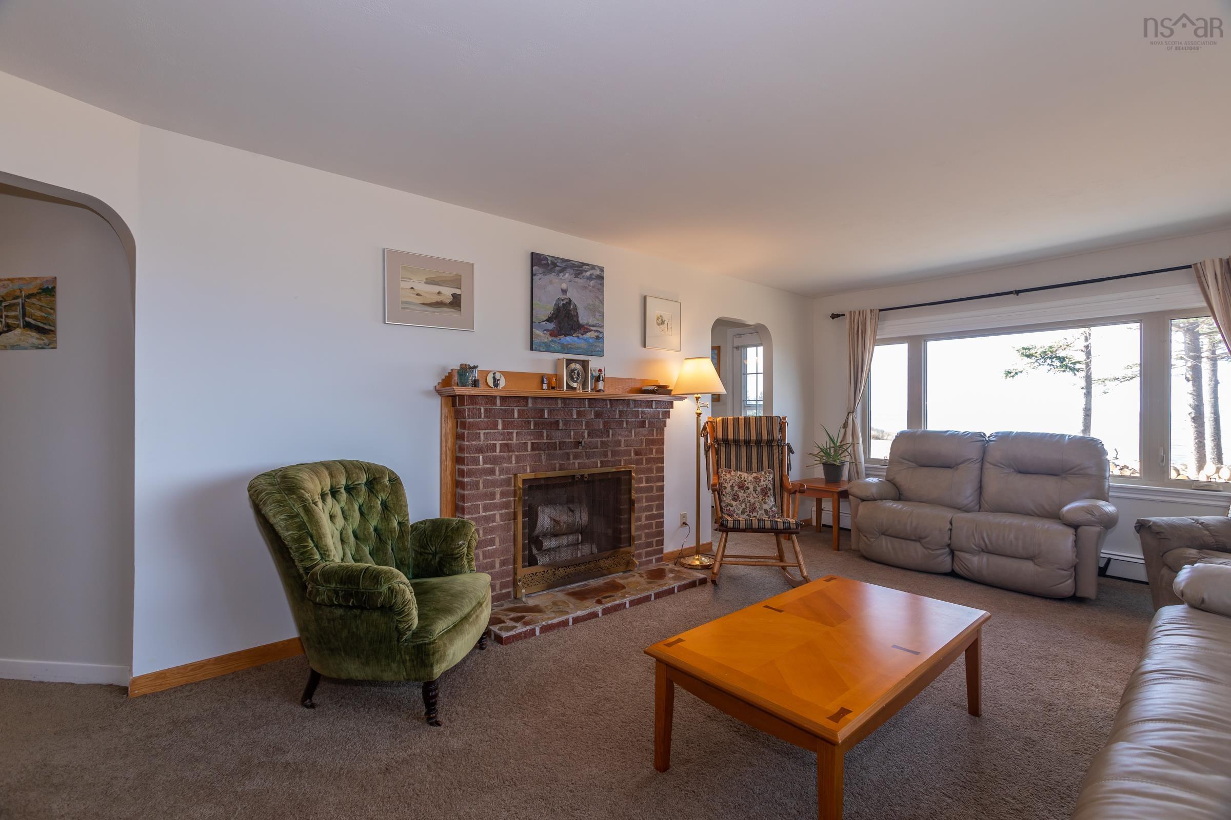 $529,000.00: 2014 Hampton Mountain Road, Hampton