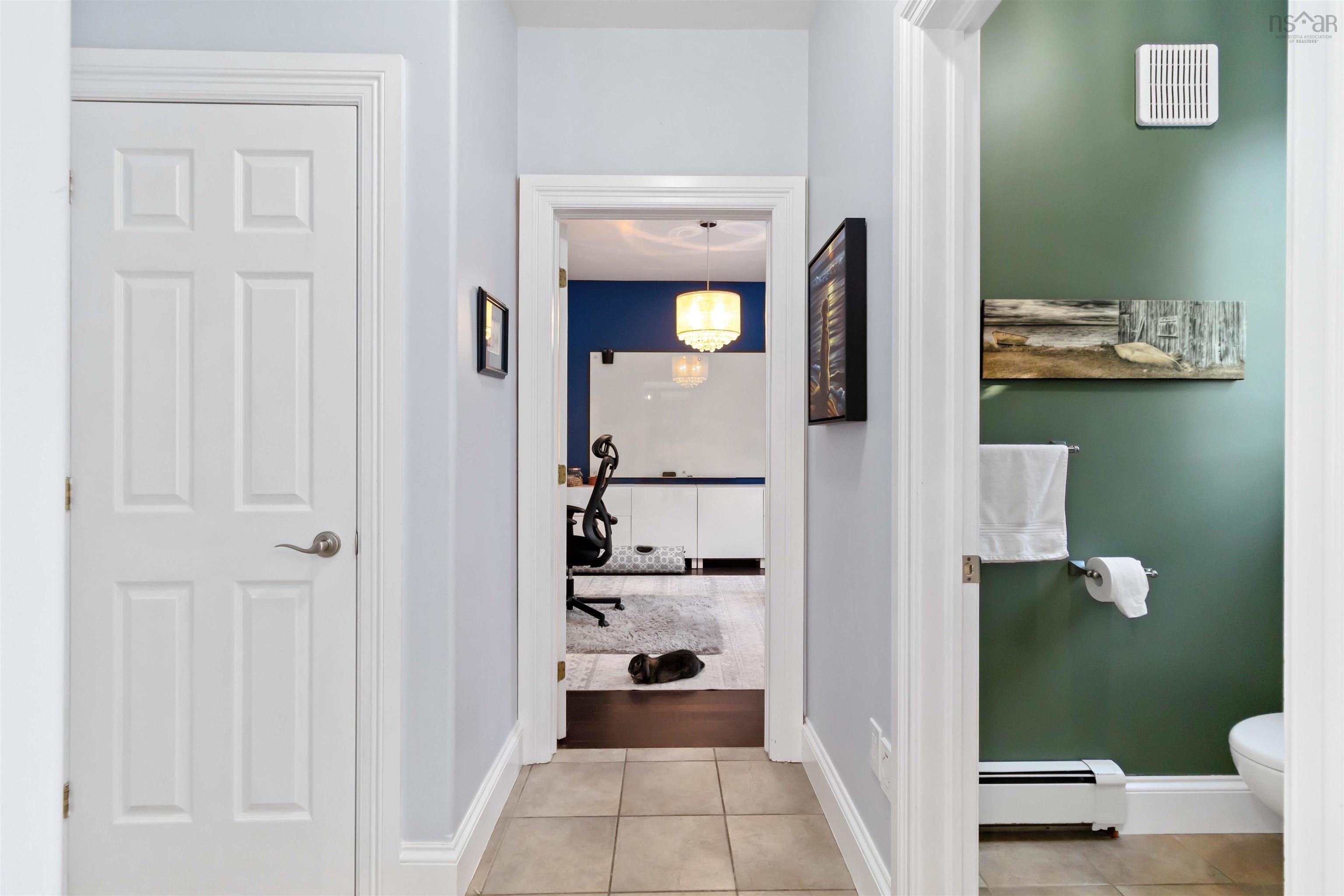 $899,900.00: 12 Walnut  Hall, Dartmouth