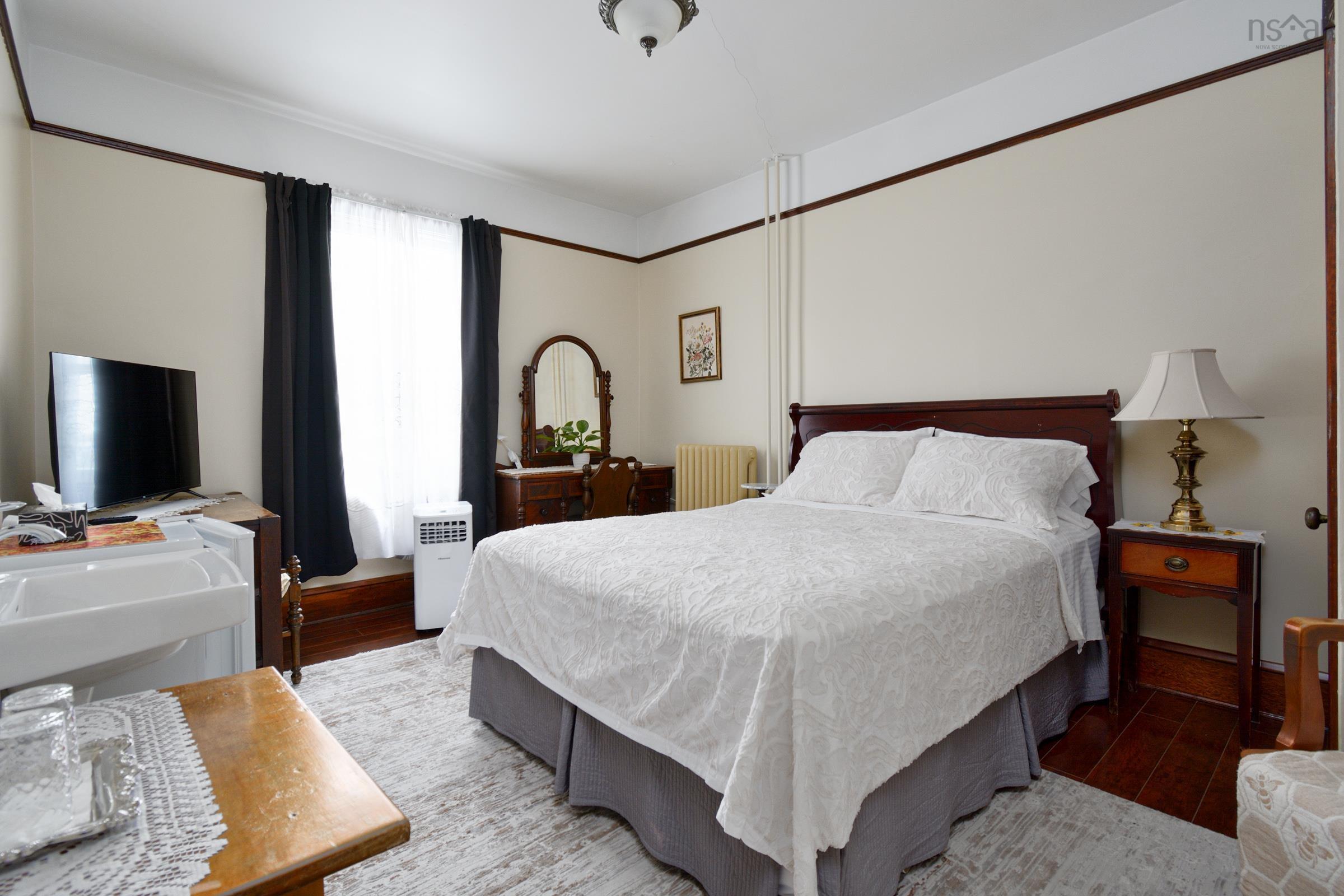 $720,000.00: 345 Esplanade Street, Sydney