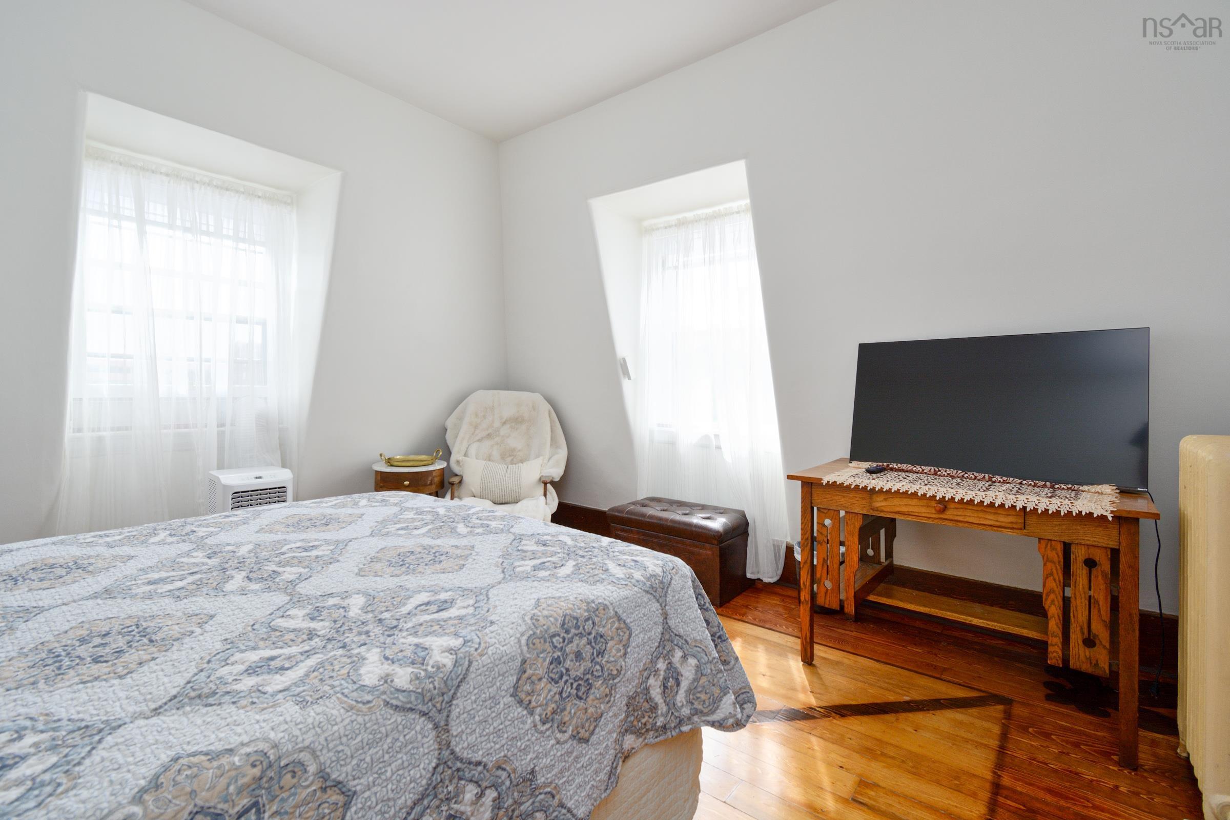 $720,000.00: 345 Esplanade Street, Sydney