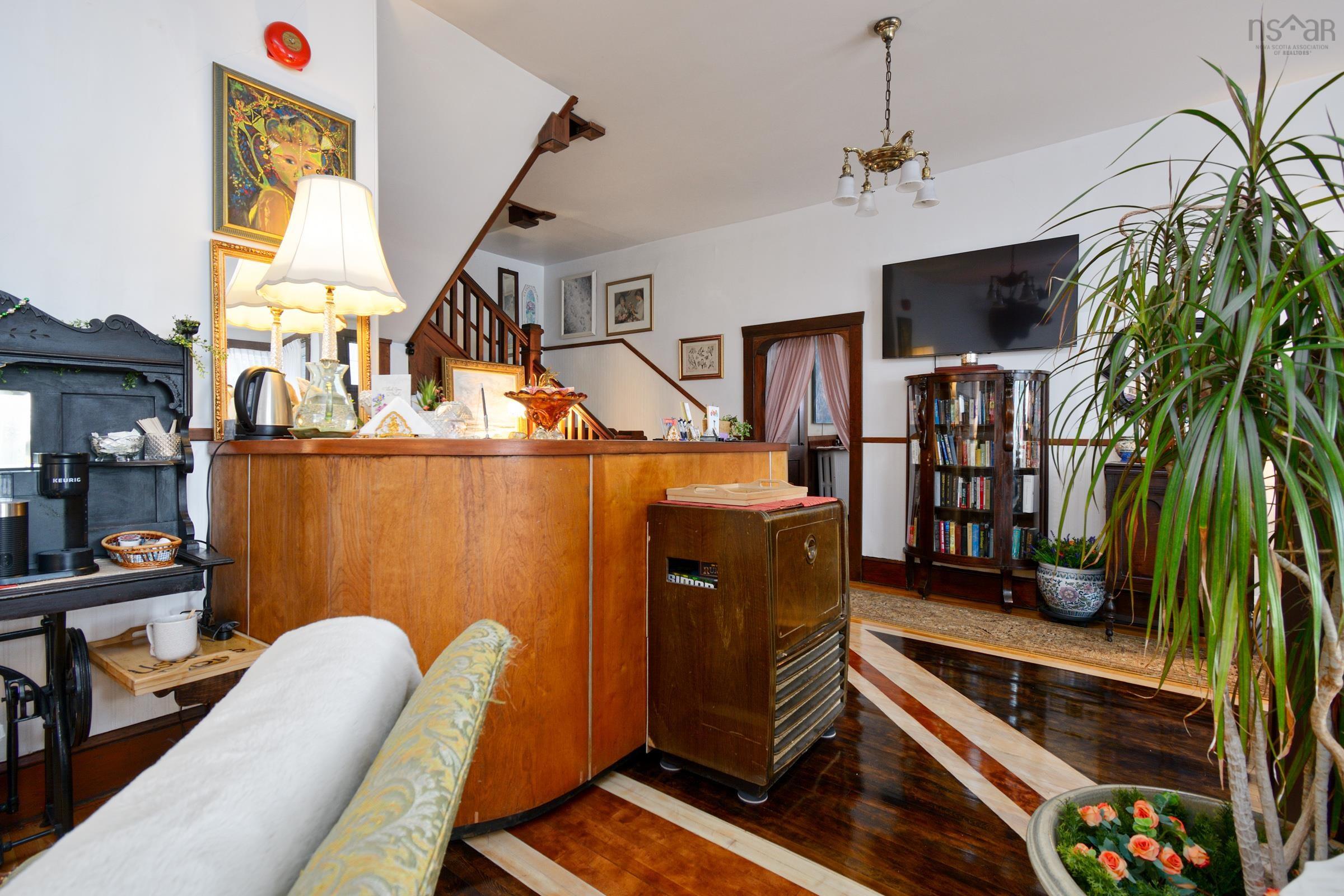 $720,000.00: 345 Esplanade Street, Sydney