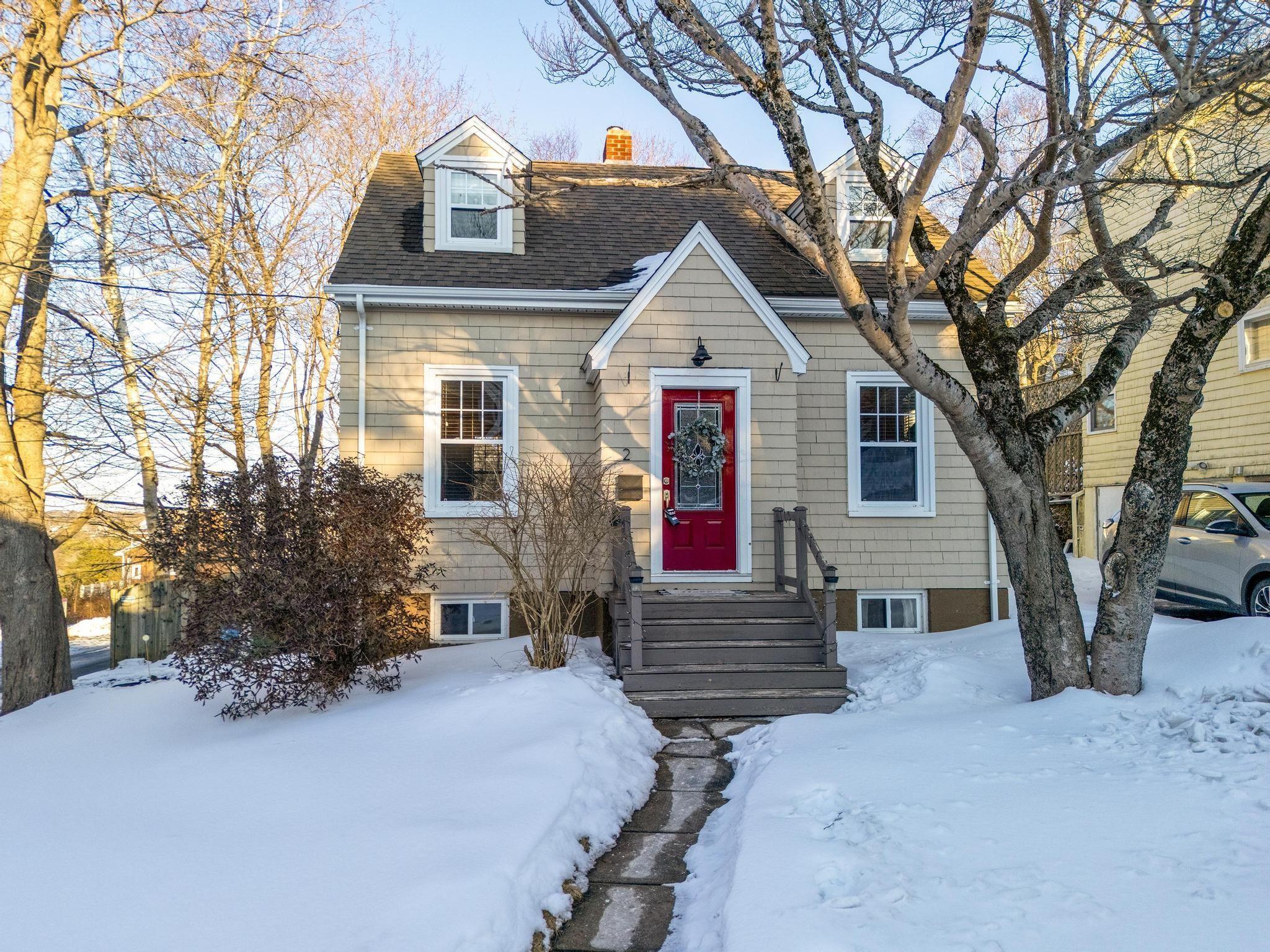 $659,900.00: 2 Shady Lane, Halifax
