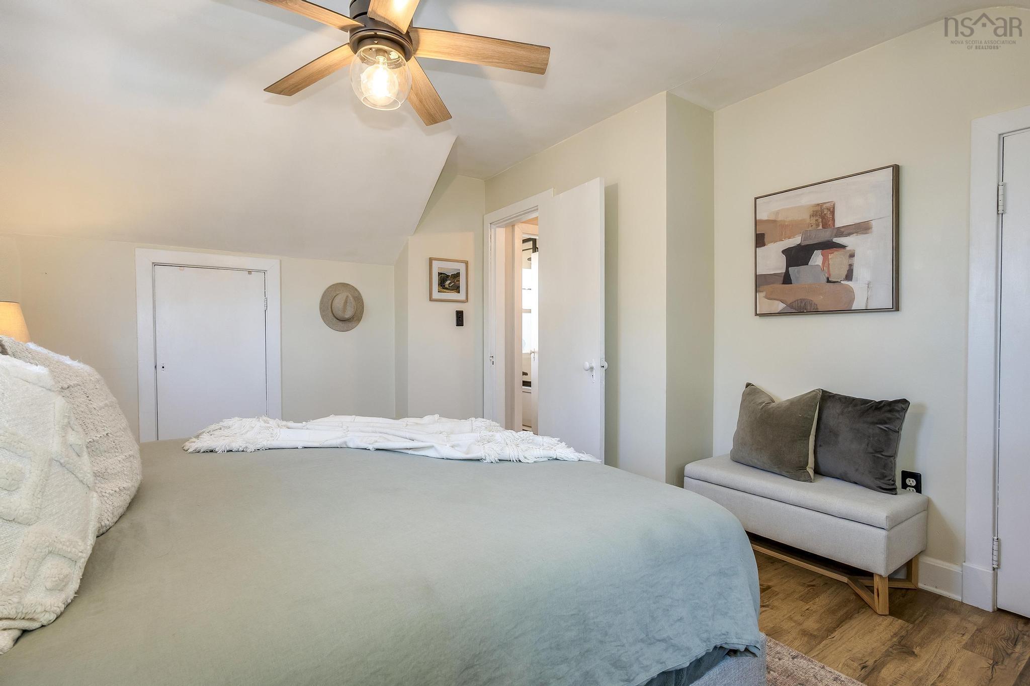 $659,900.00: 2 Shady Lane, Halifax