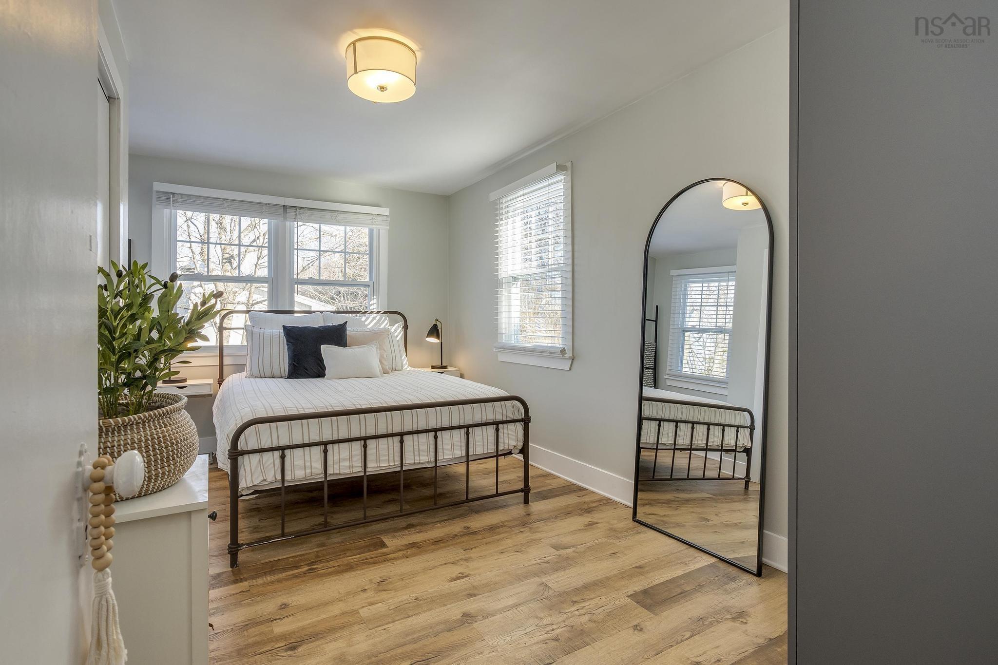 $659,900.00: 2 Shady Lane, Halifax