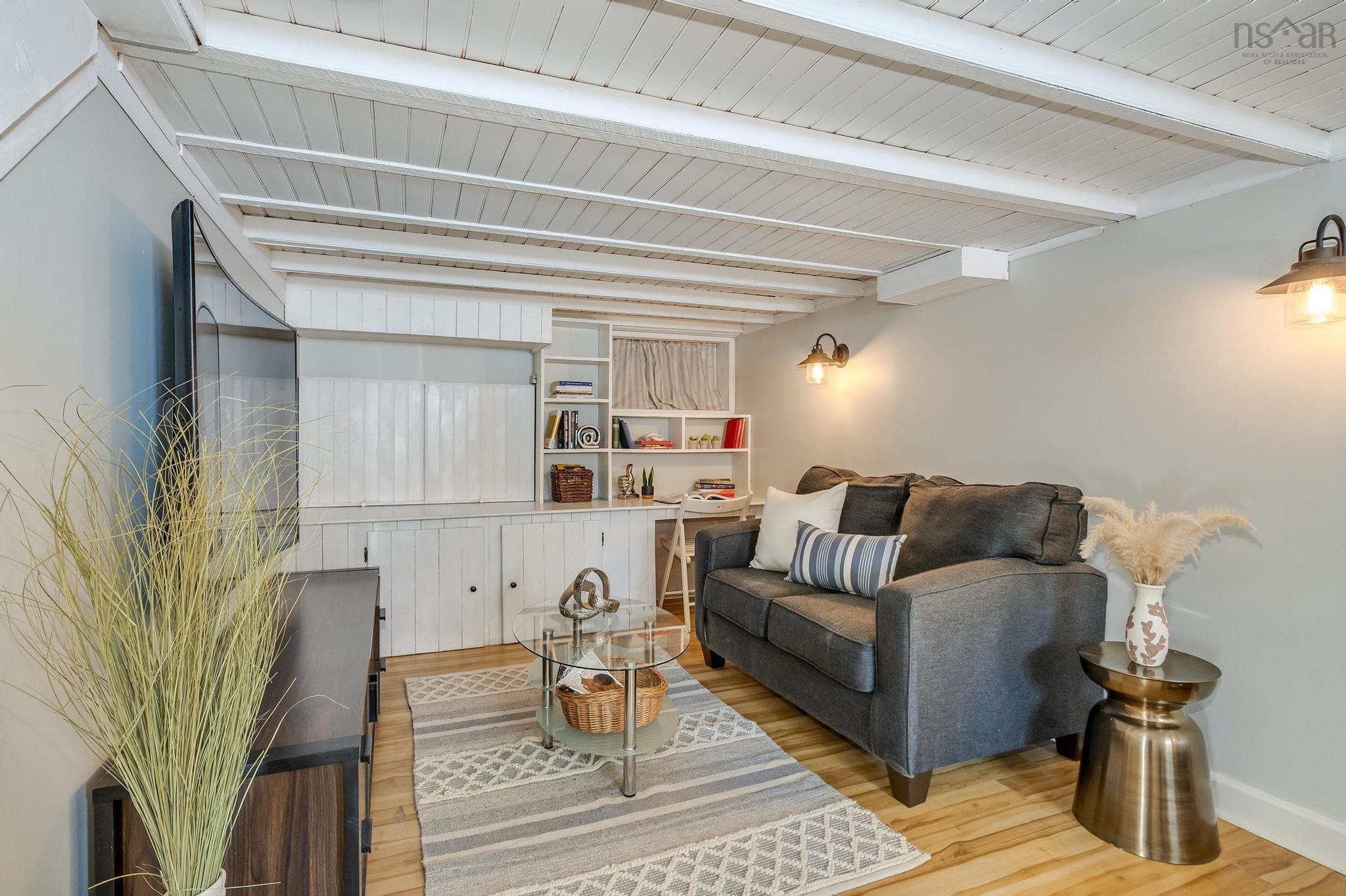 $659,900.00: 2 Shady Lane, Halifax