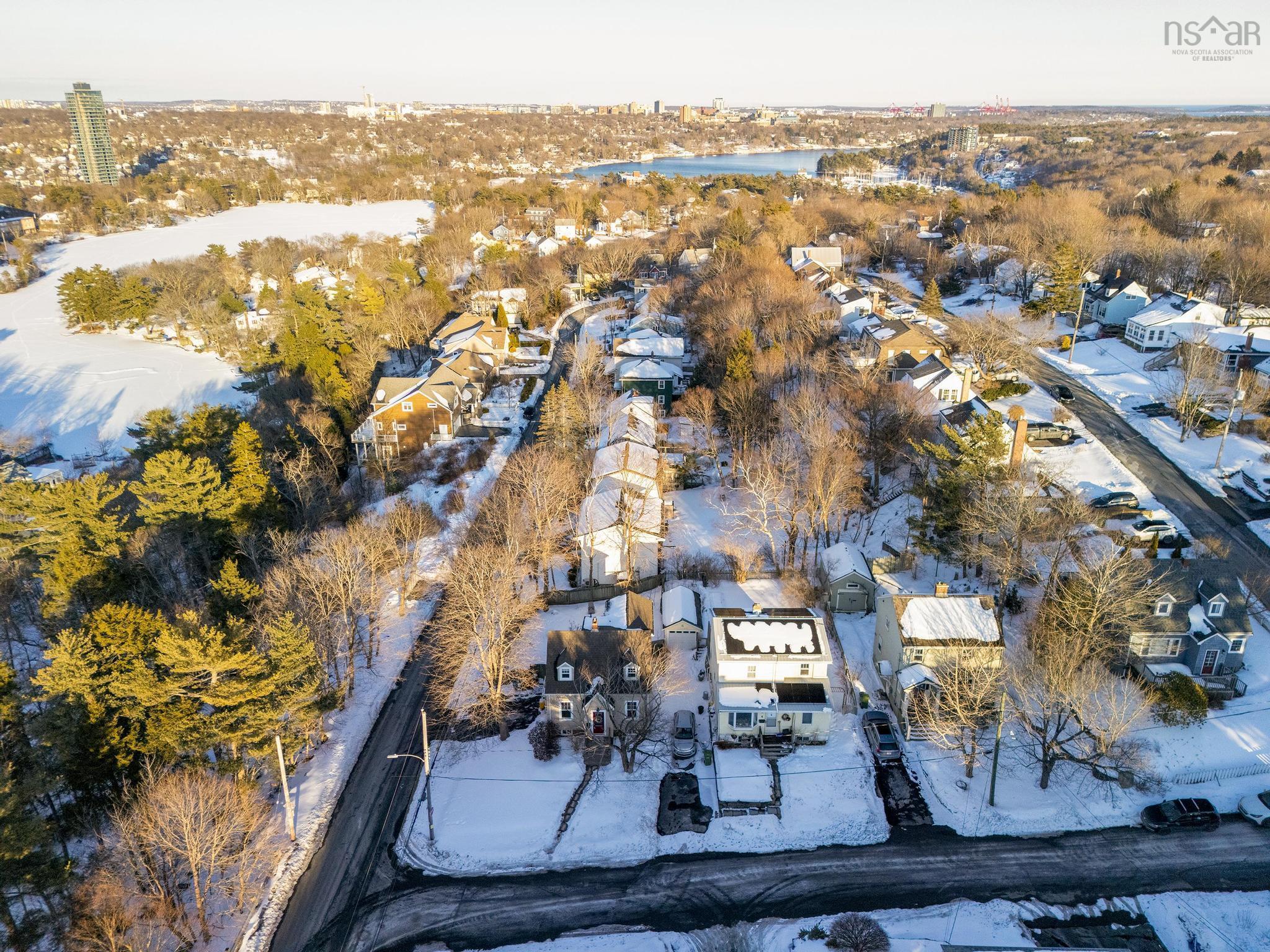 $659,900.00: 2 Shady Lane, Halifax