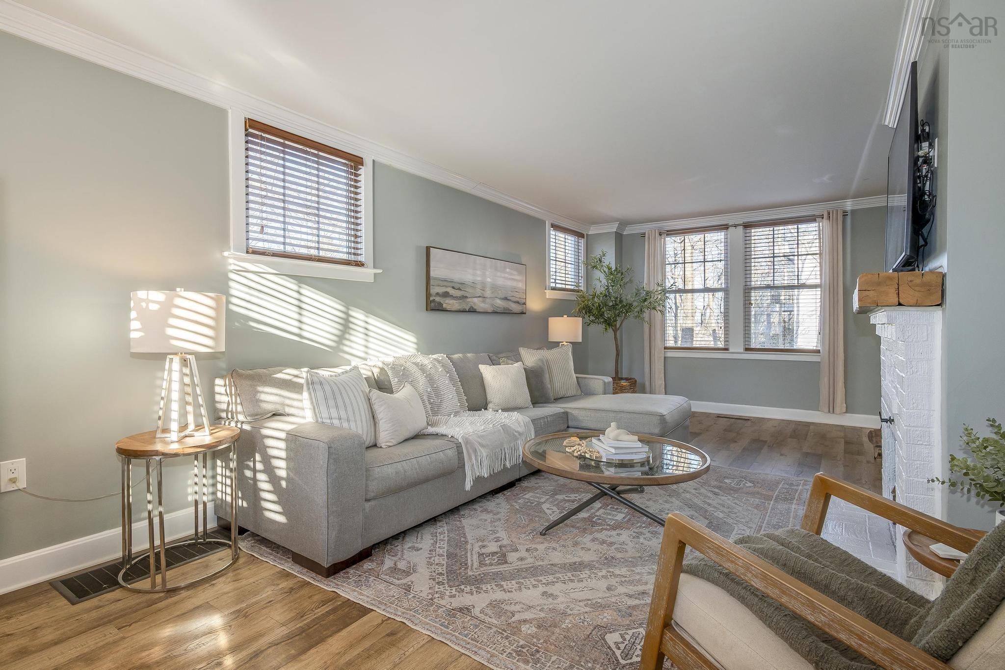 $659,900.00: 2 Shady Lane, Halifax