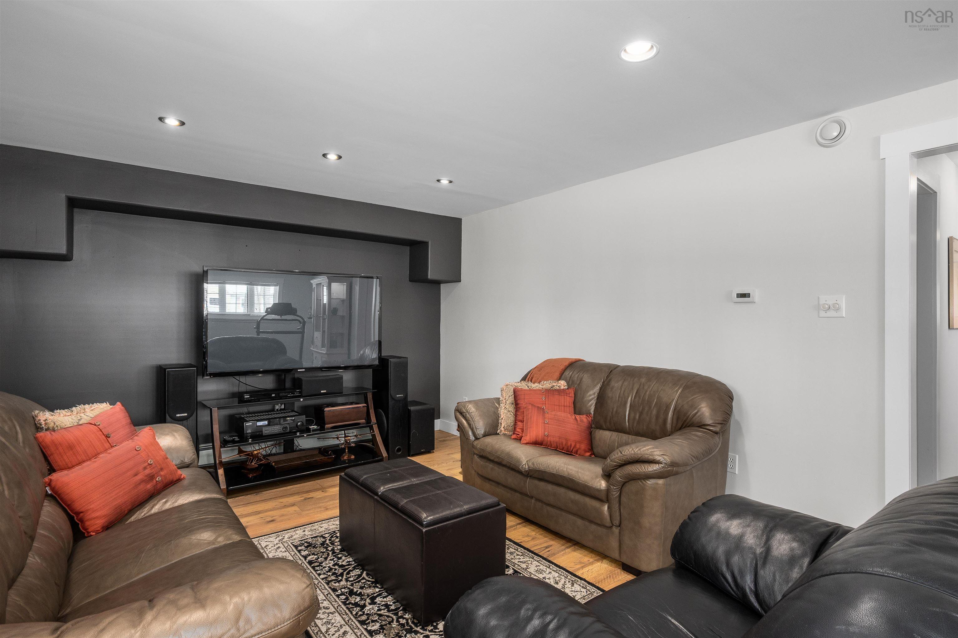 $649,000.00: 2 Sheffield Court, Fall River