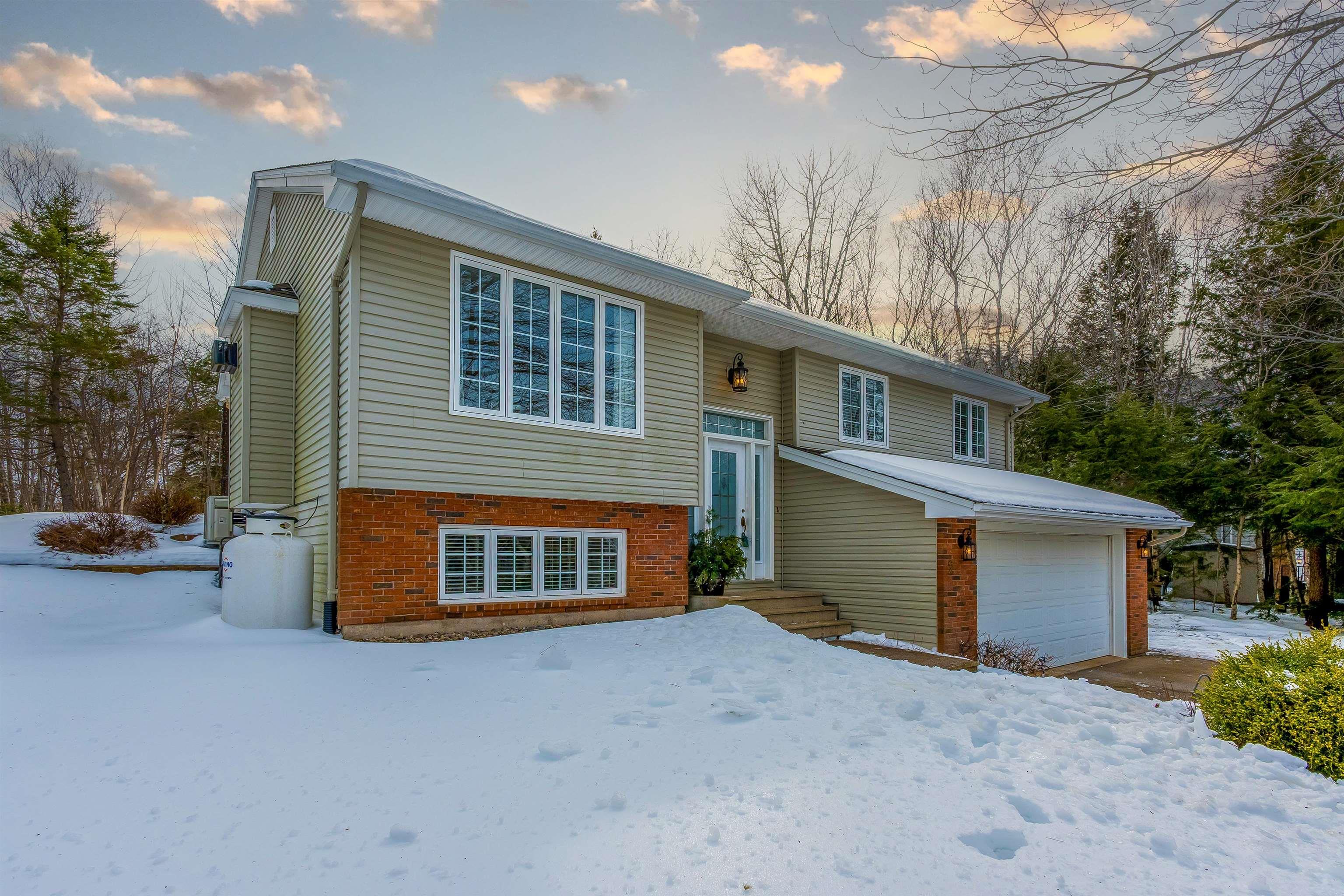 $649,000.00: 2 Sheffield Court, Fall River