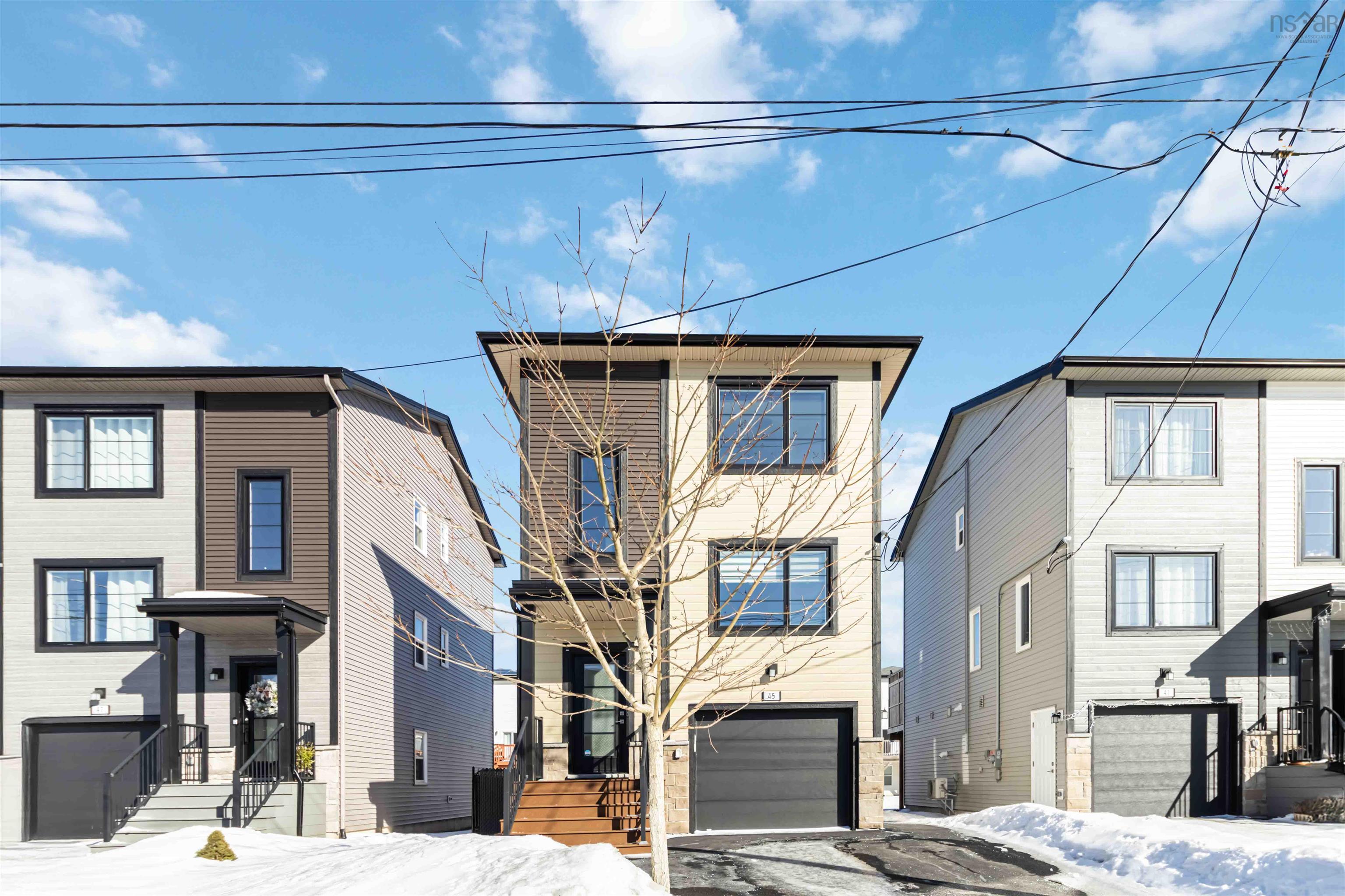 $649,000.00: 45 Travertine Court, Halifax