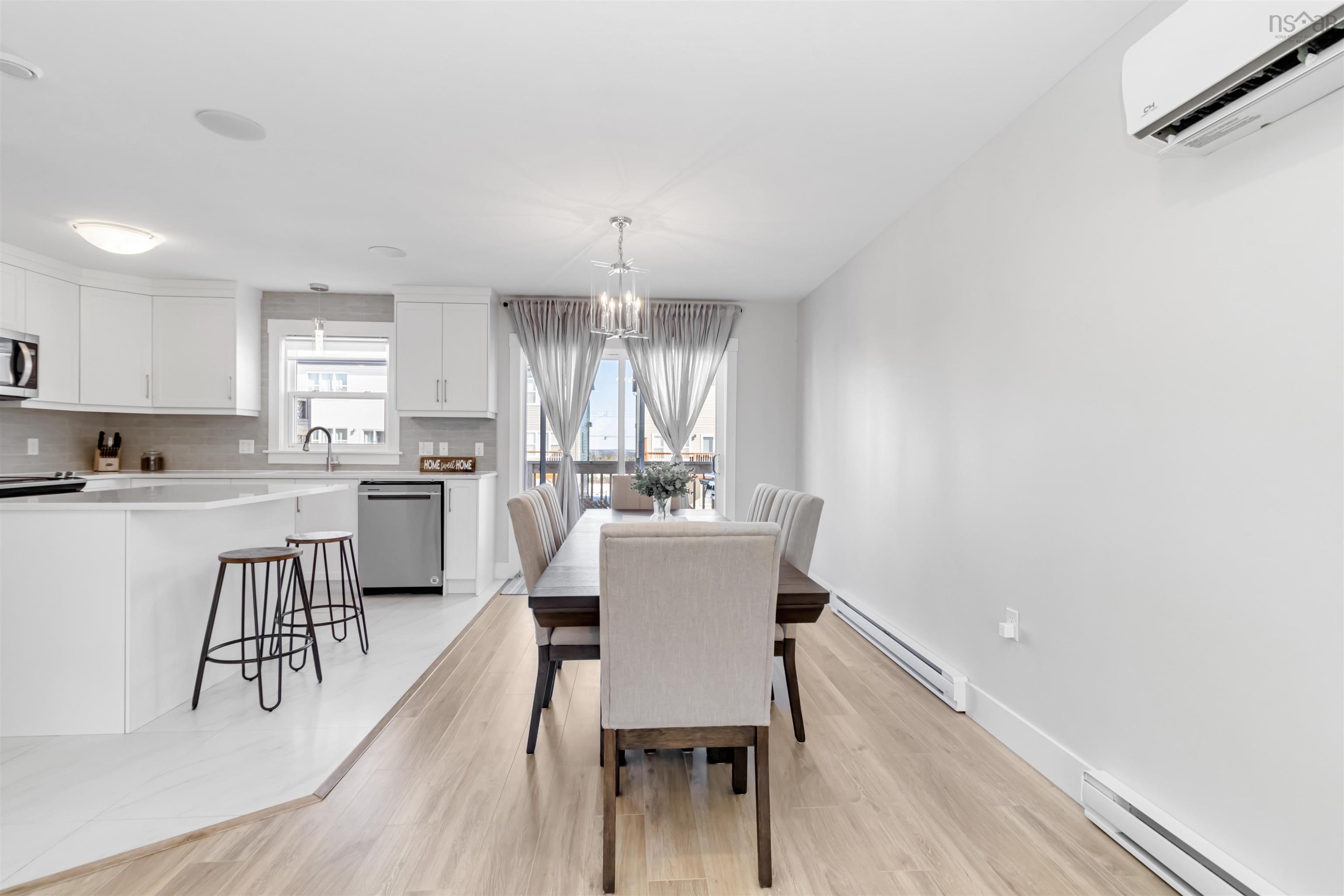 $649,000.00: 45 Travertine Court, Halifax