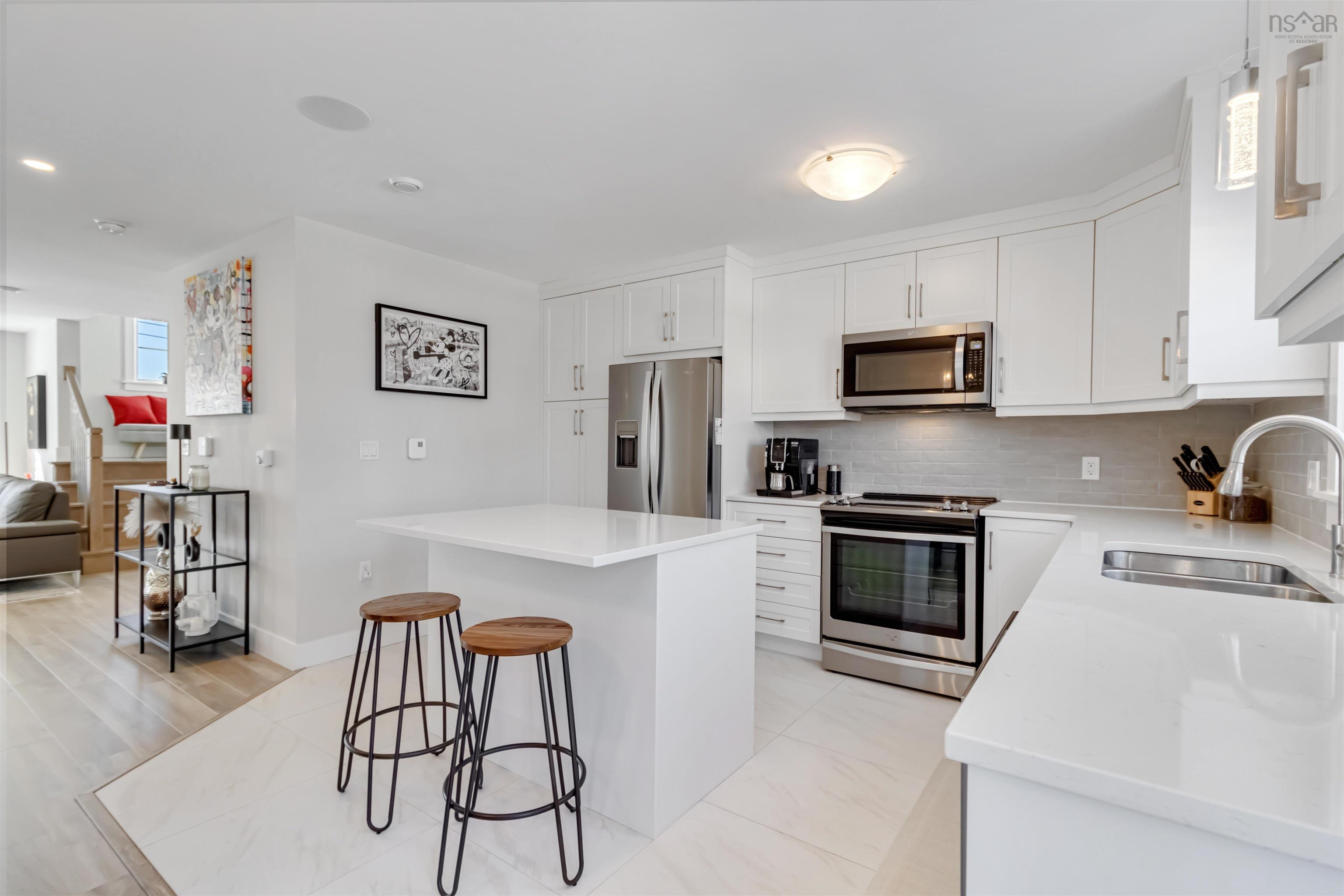 $649,000.00: 45 Travertine Court, Halifax